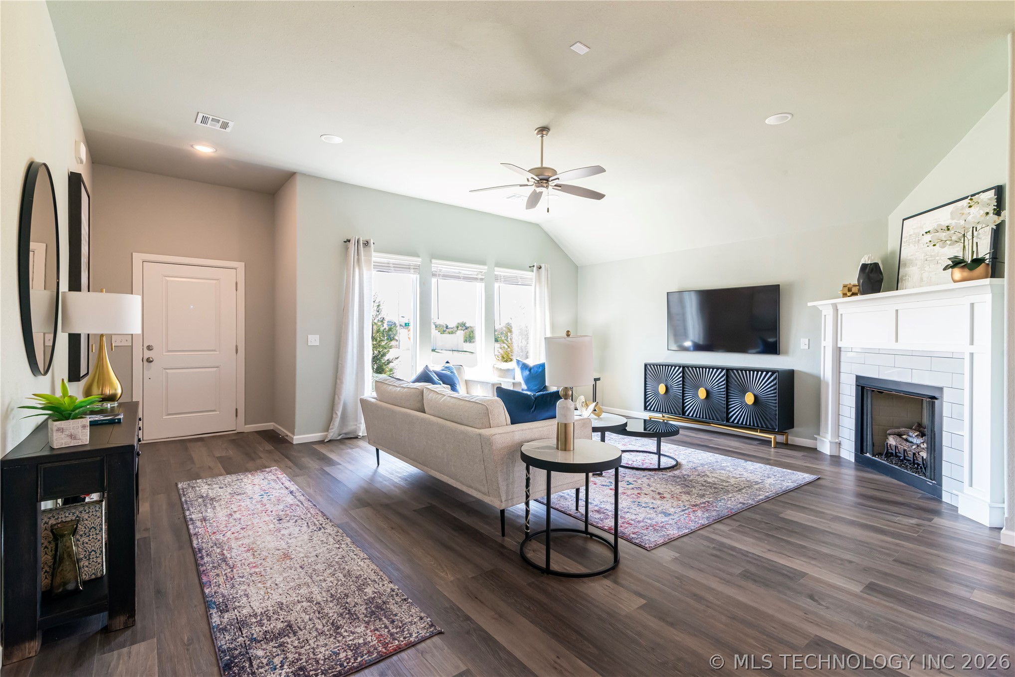 15203 E 40th Place S