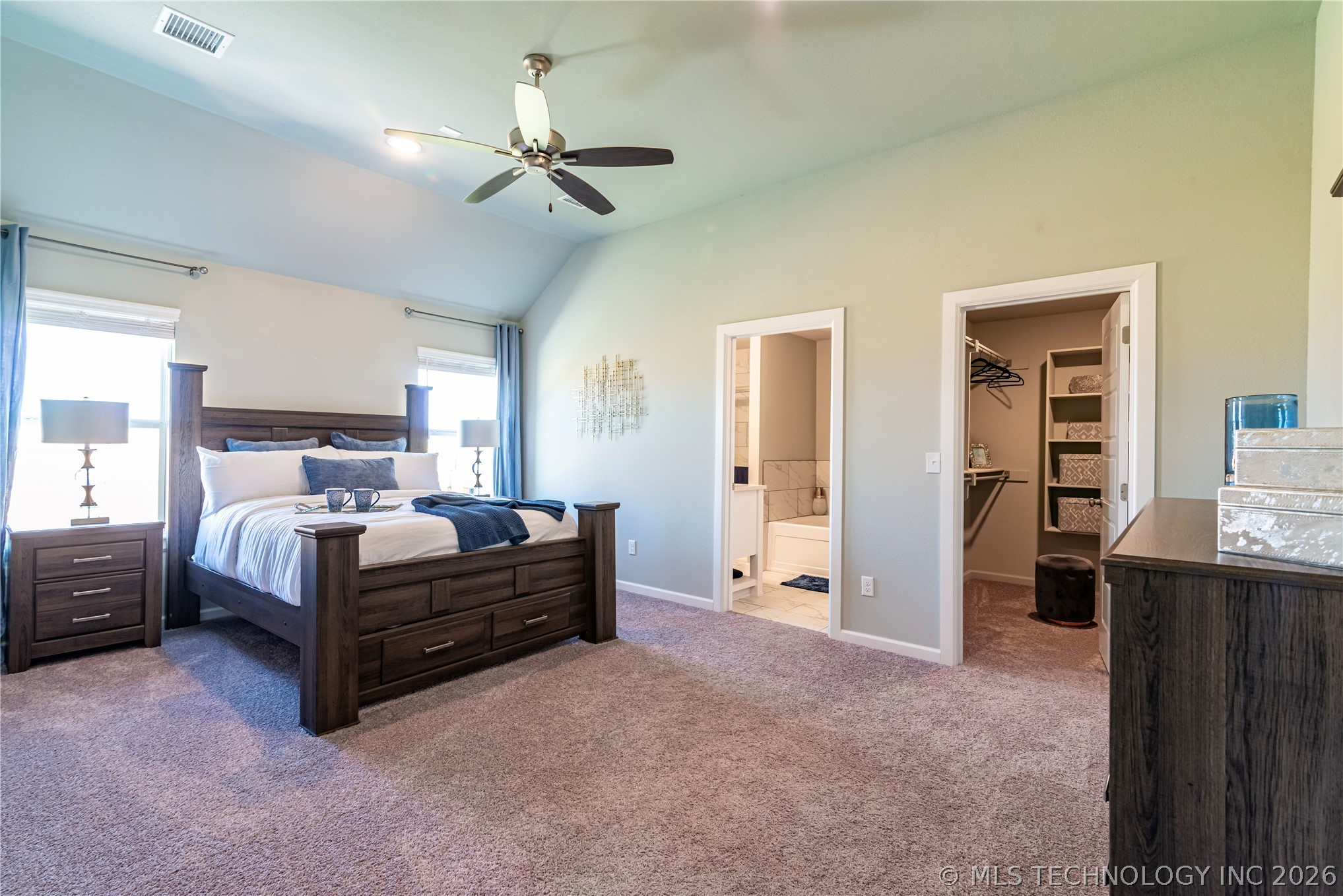 15203 E 40th Place S