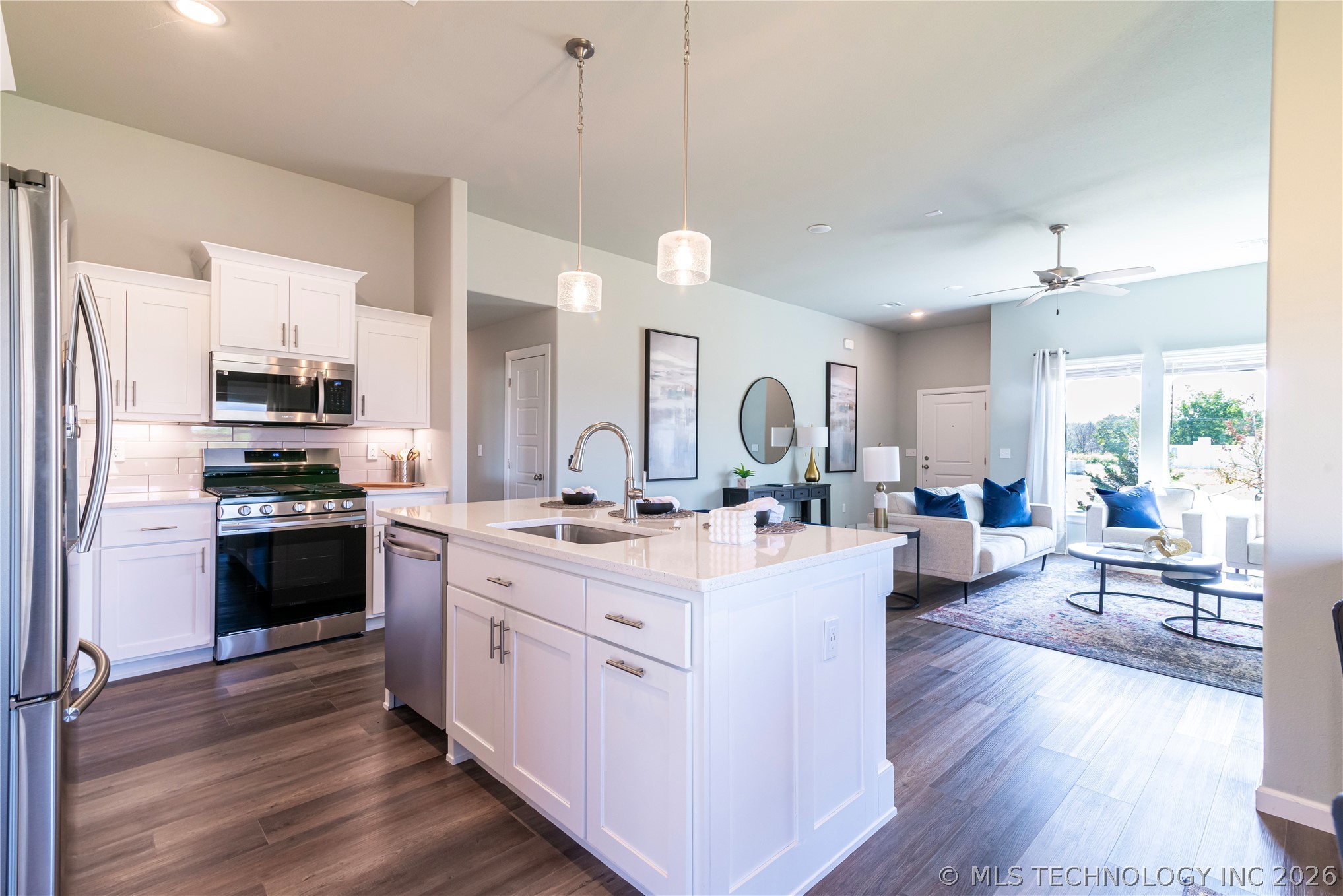 15203 E 40th Place S