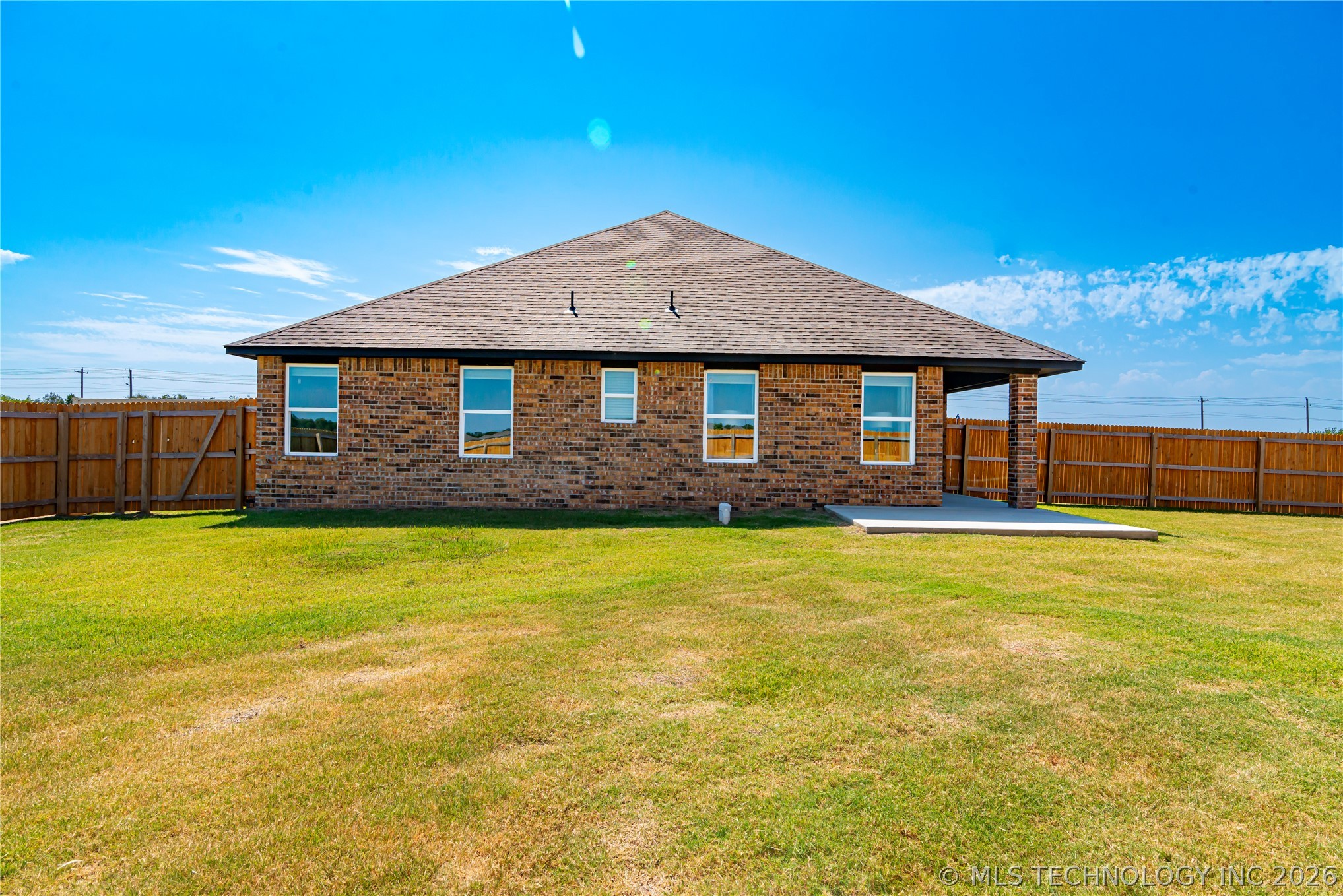 15203 E 40th Place S