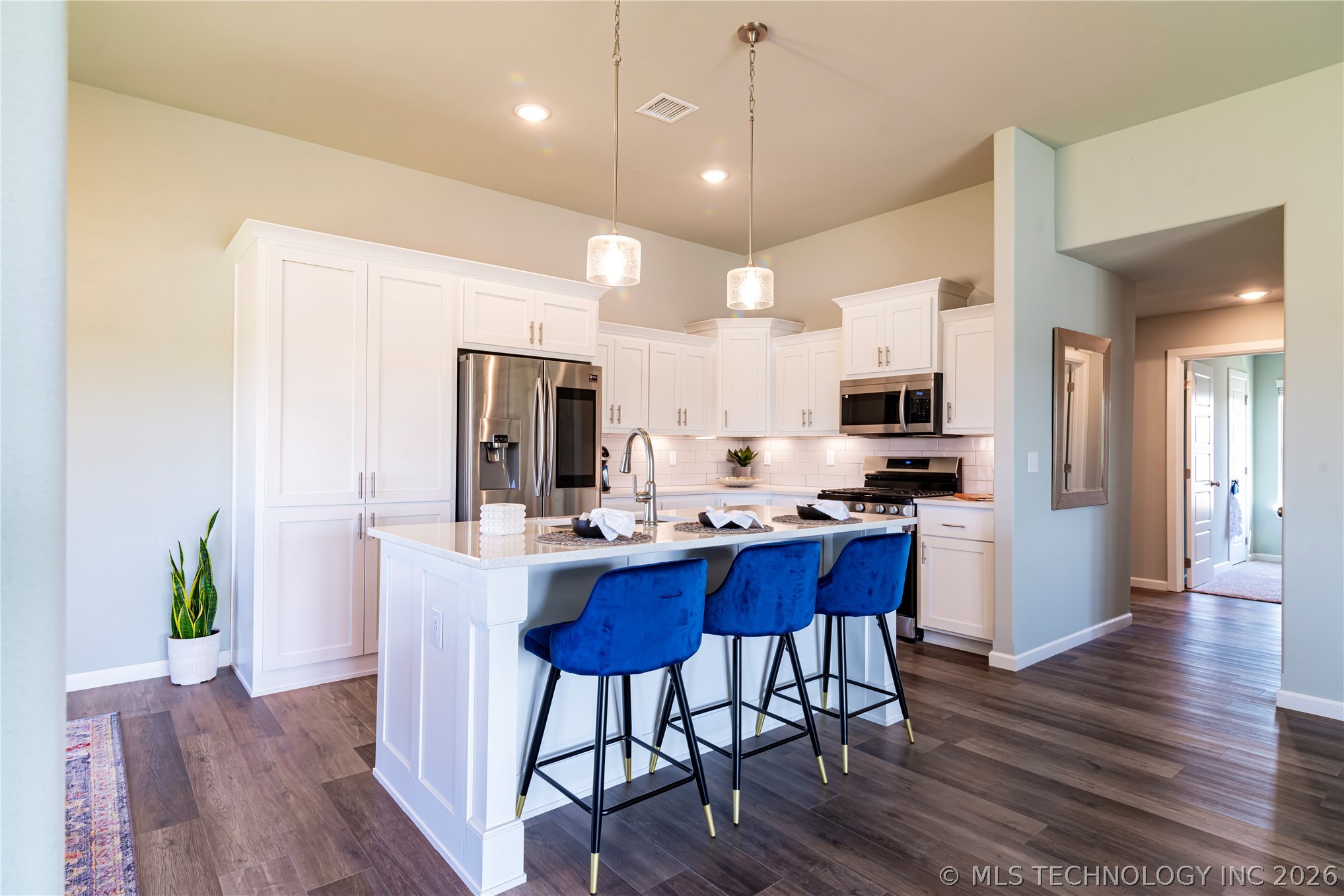 15203 E 40th Place S