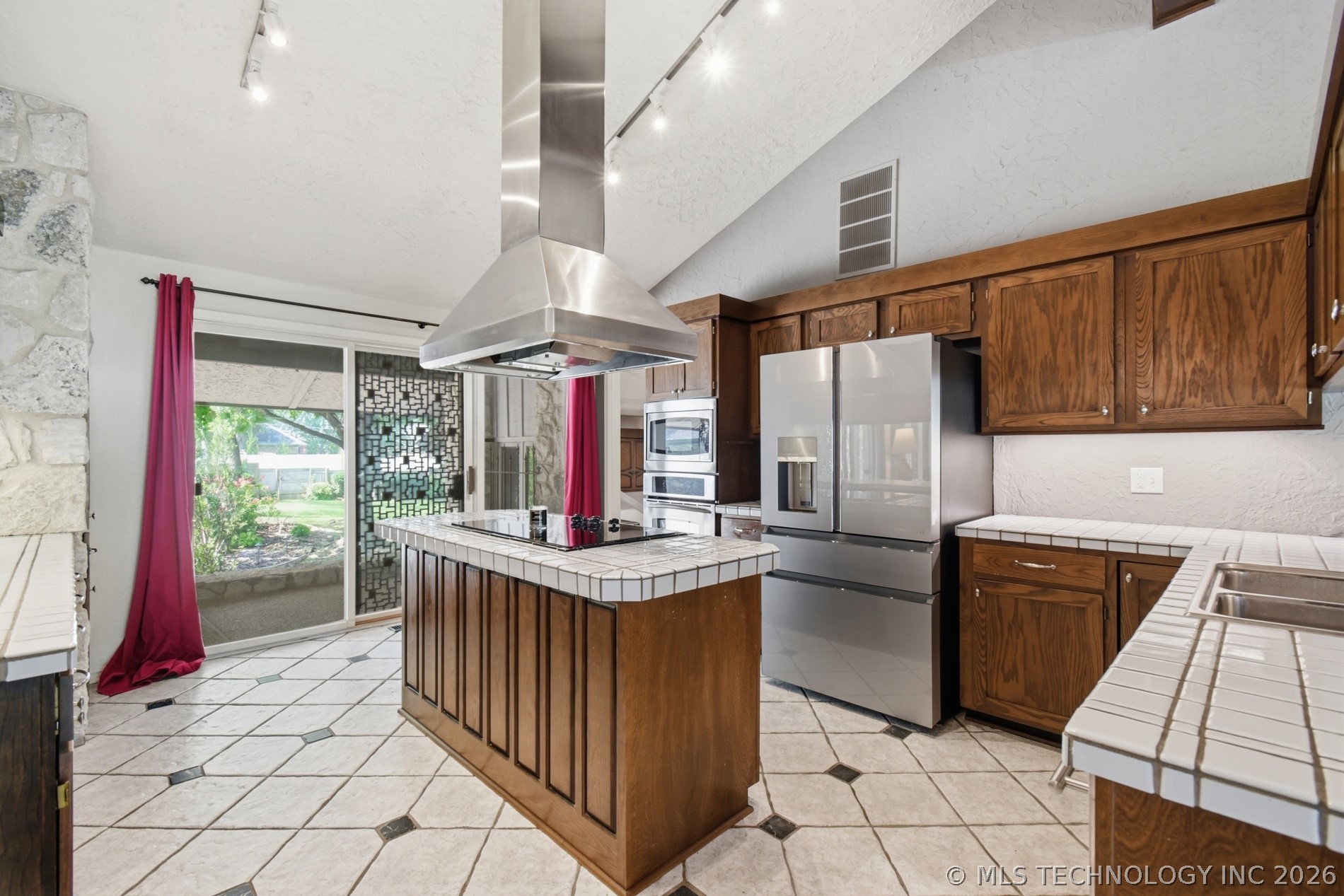 3510 E 60th Street