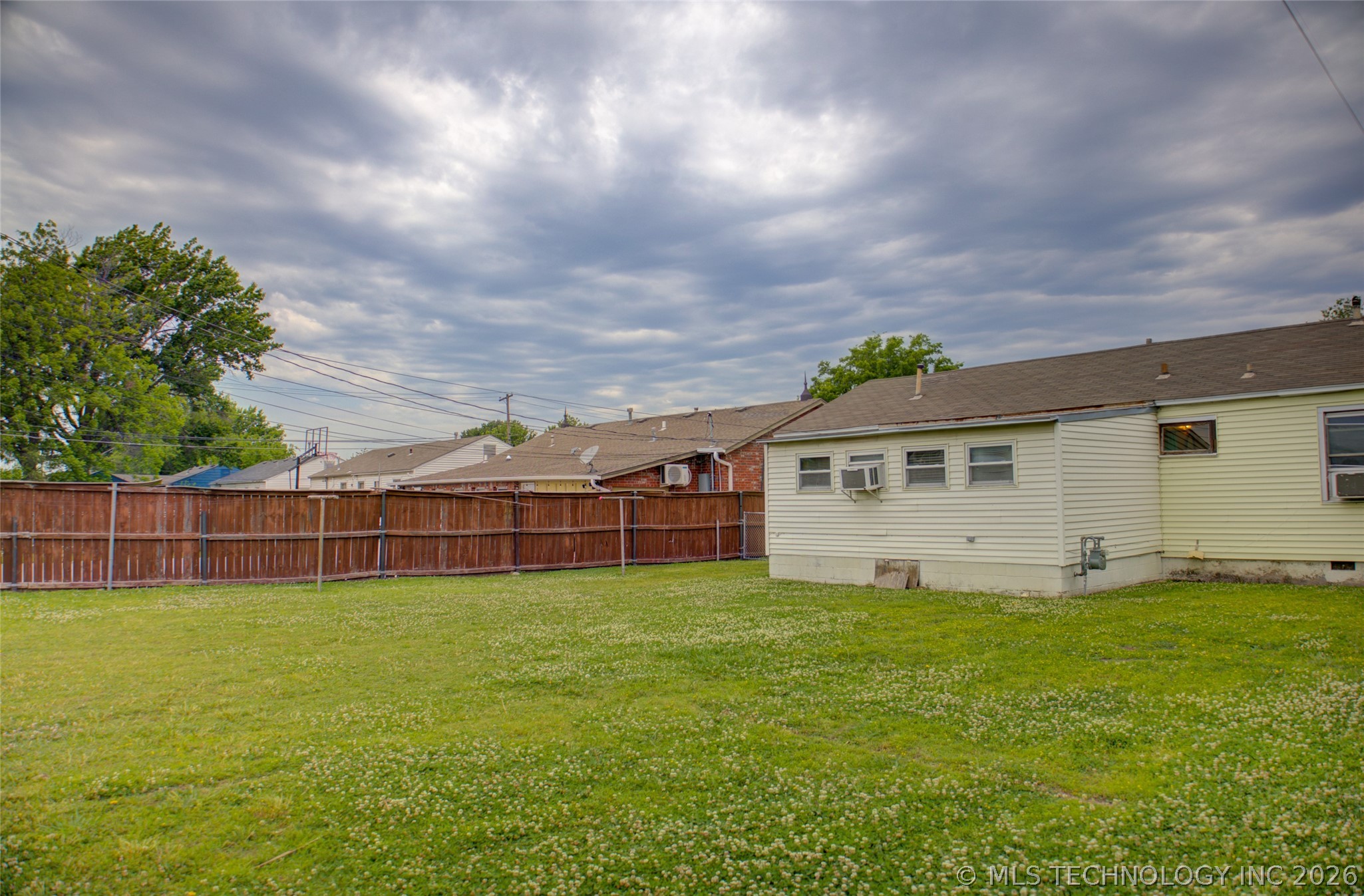 7122 E Easton Place