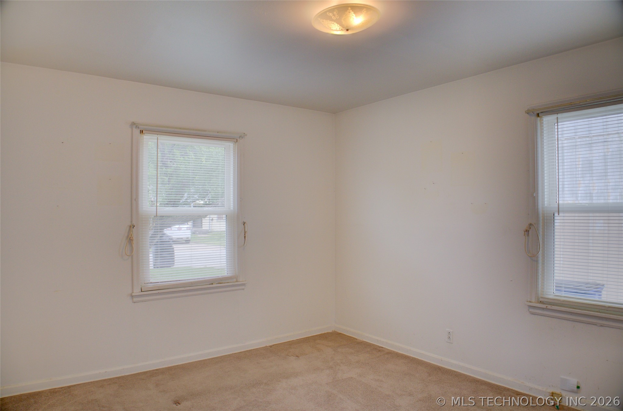 7122 E Easton Place