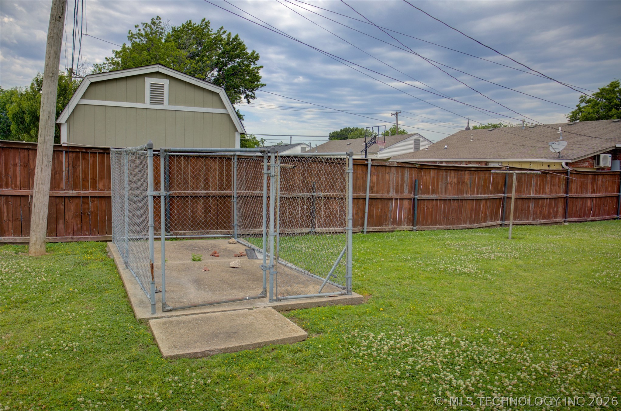 7122 E Easton Place