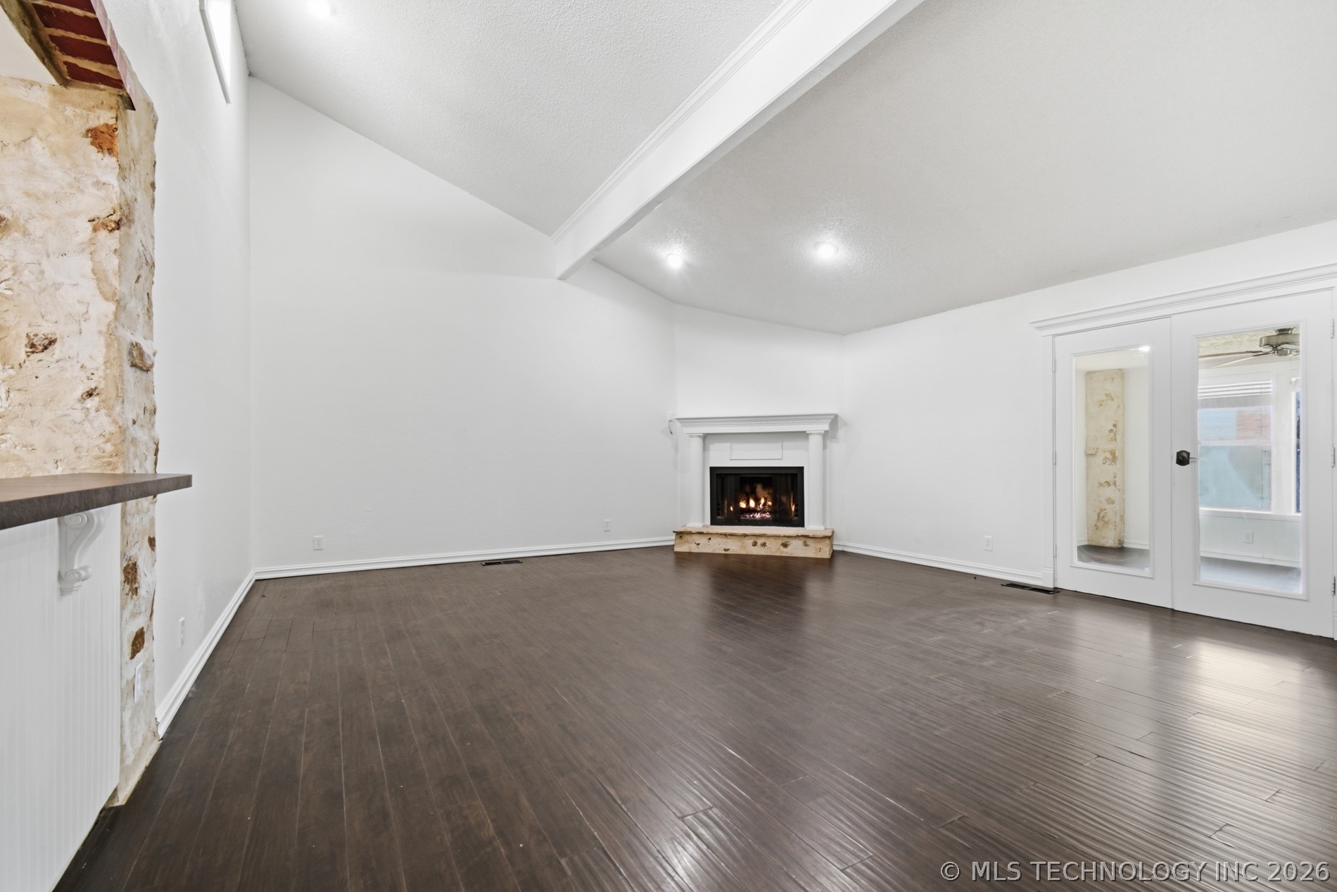 2633 W Dallas Street