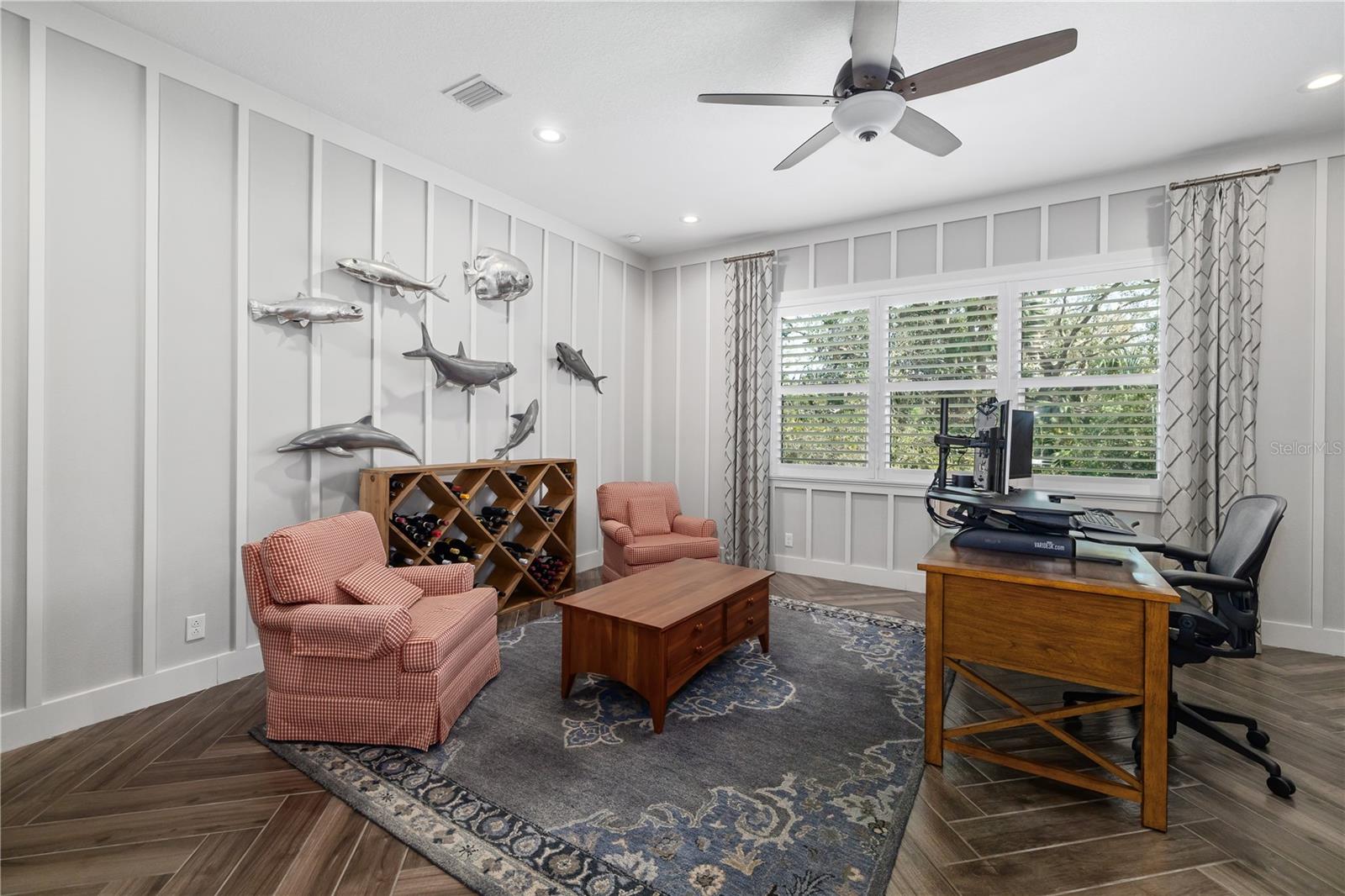 833 HONEYFLOWER LOOP