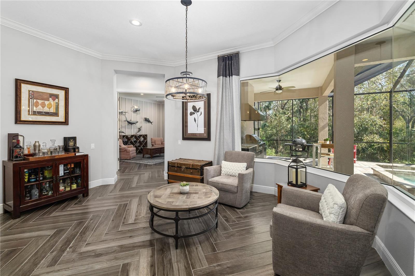 833 HONEYFLOWER LOOP