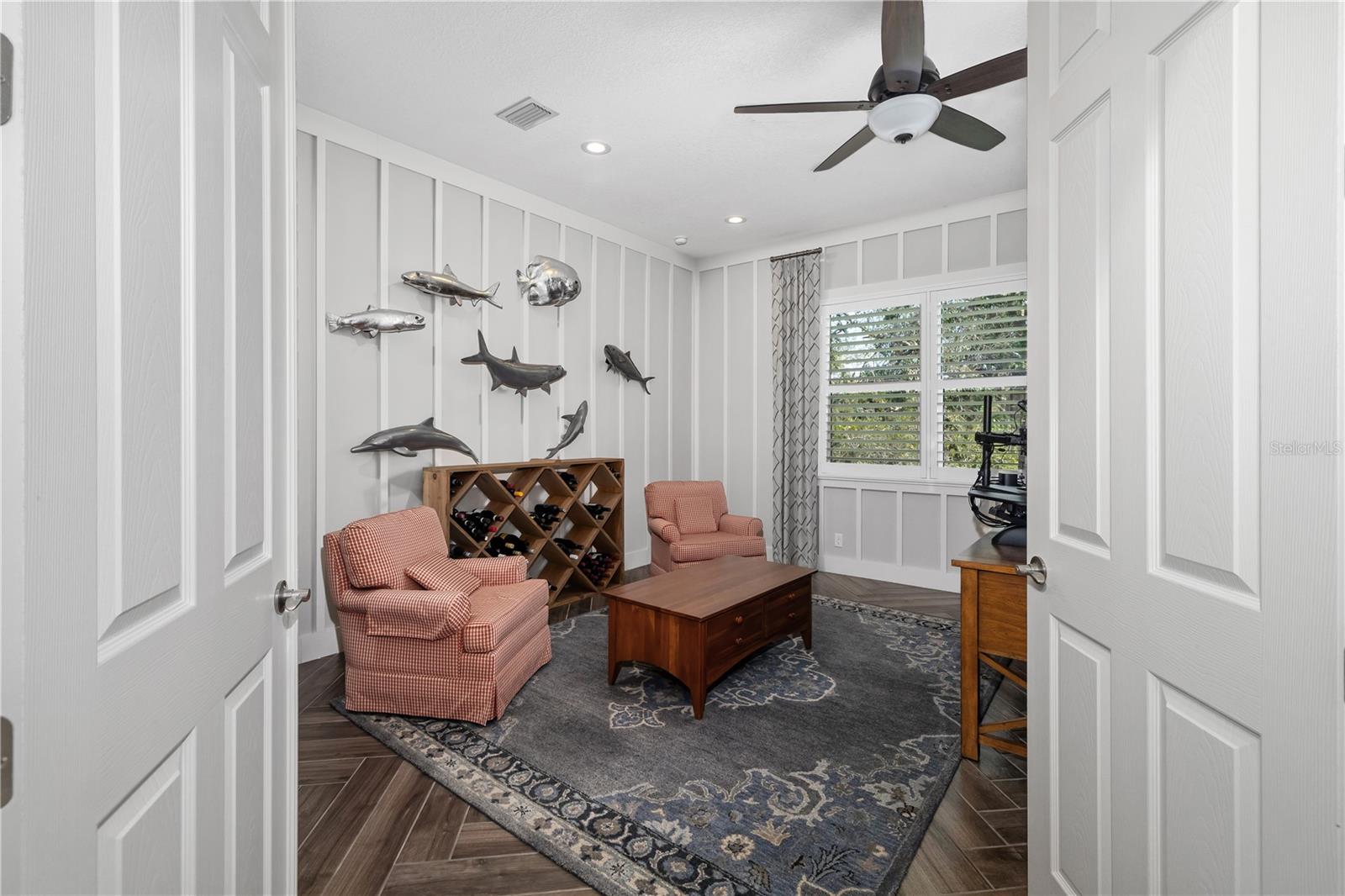 833 HONEYFLOWER LOOP