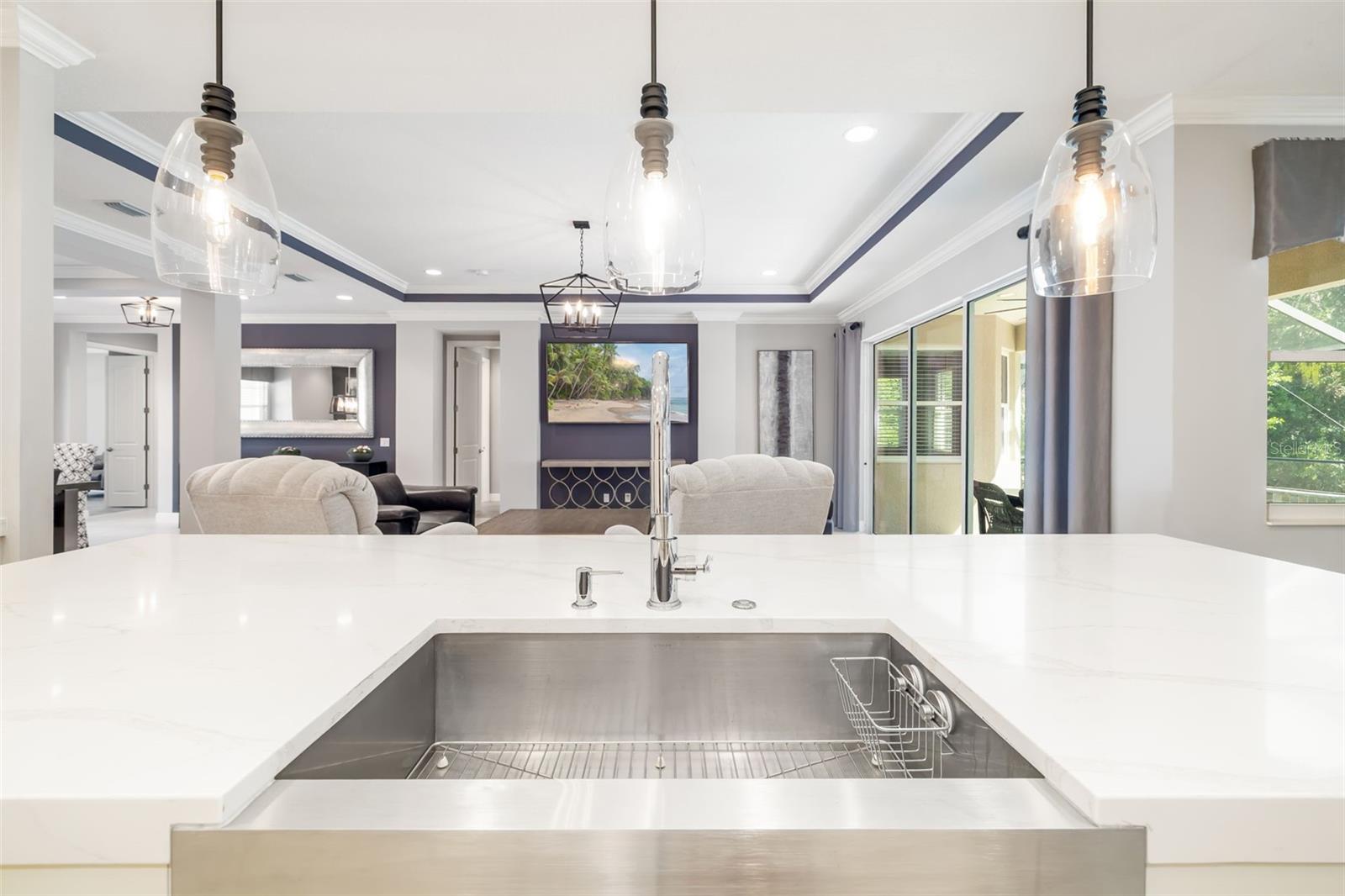 437 CHANTILLY TRL