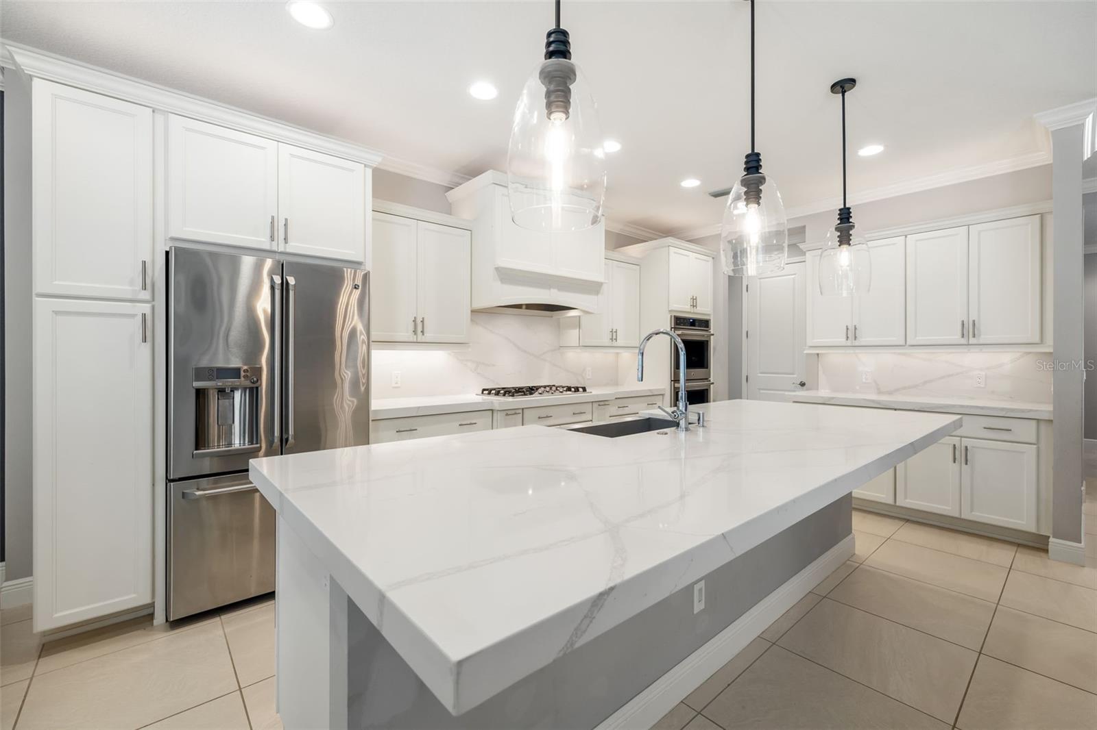 437 CHANTILLY TRL