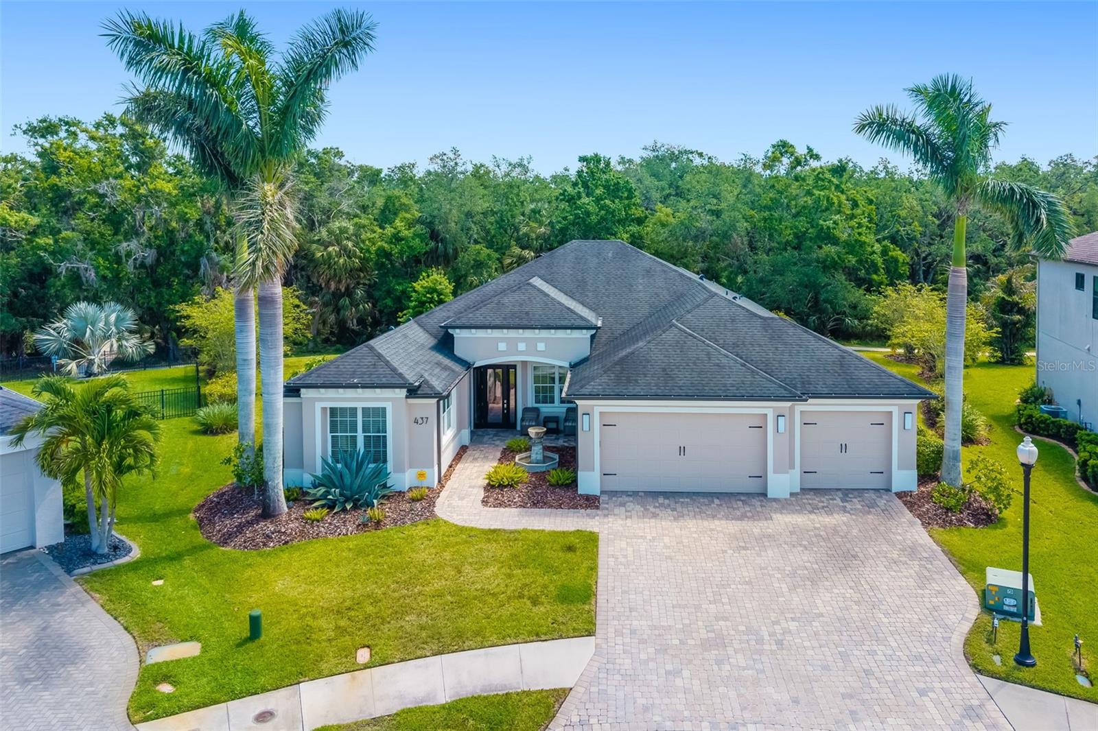 437 CHANTILLY TRL