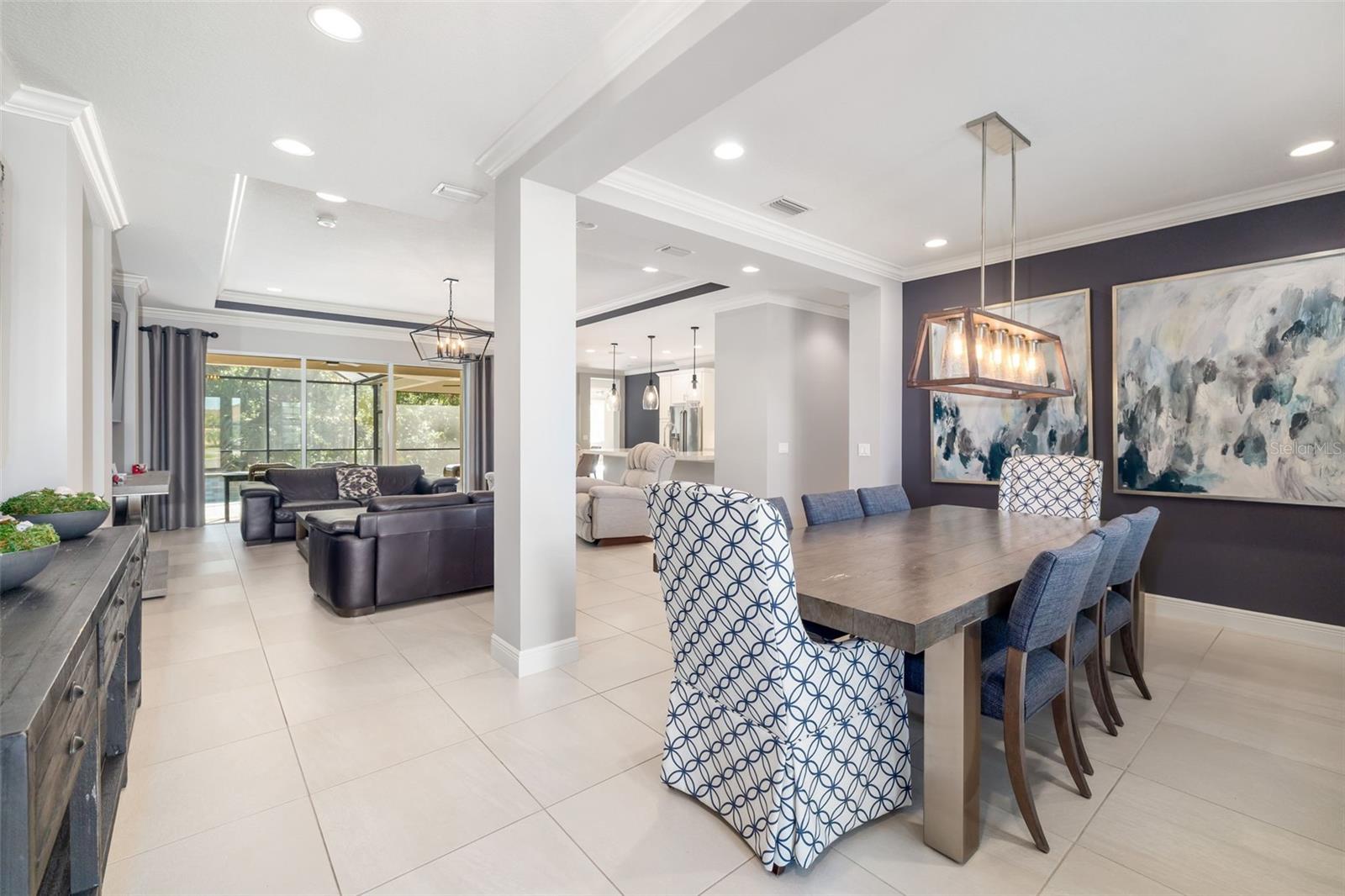 437 CHANTILLY TRL