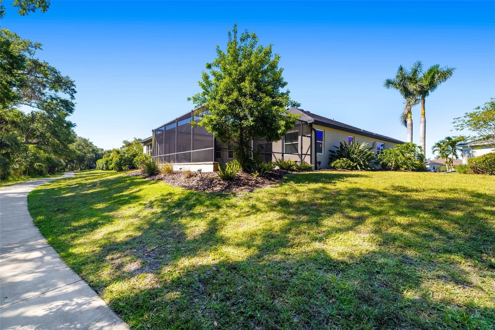 437 CHANTILLY TRL