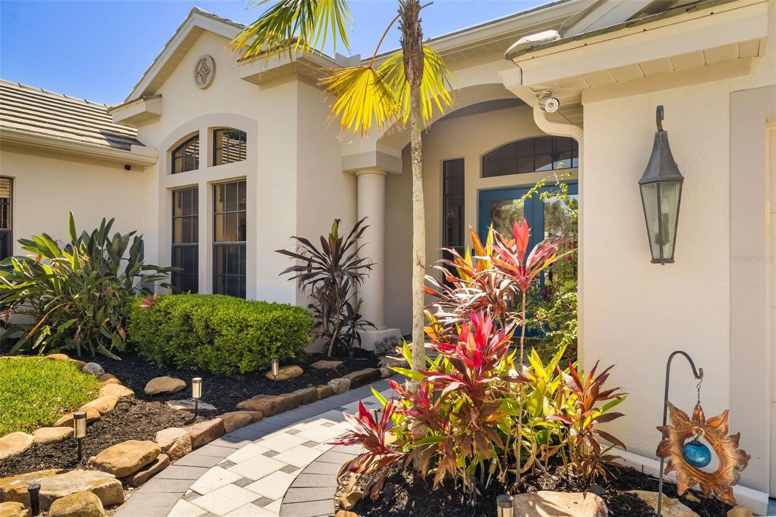 356 BLACKBIRD CT