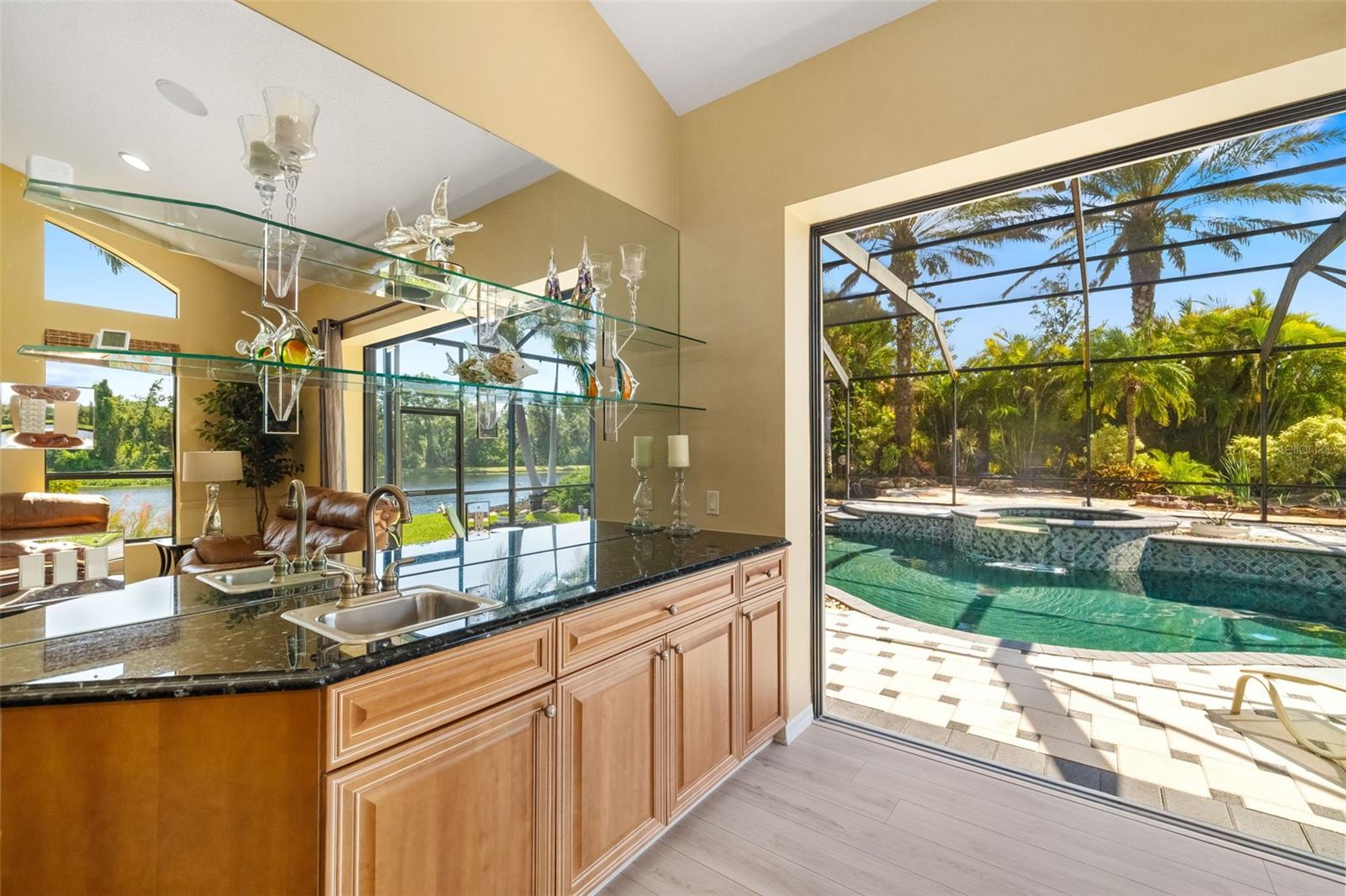 356 BLACKBIRD CT