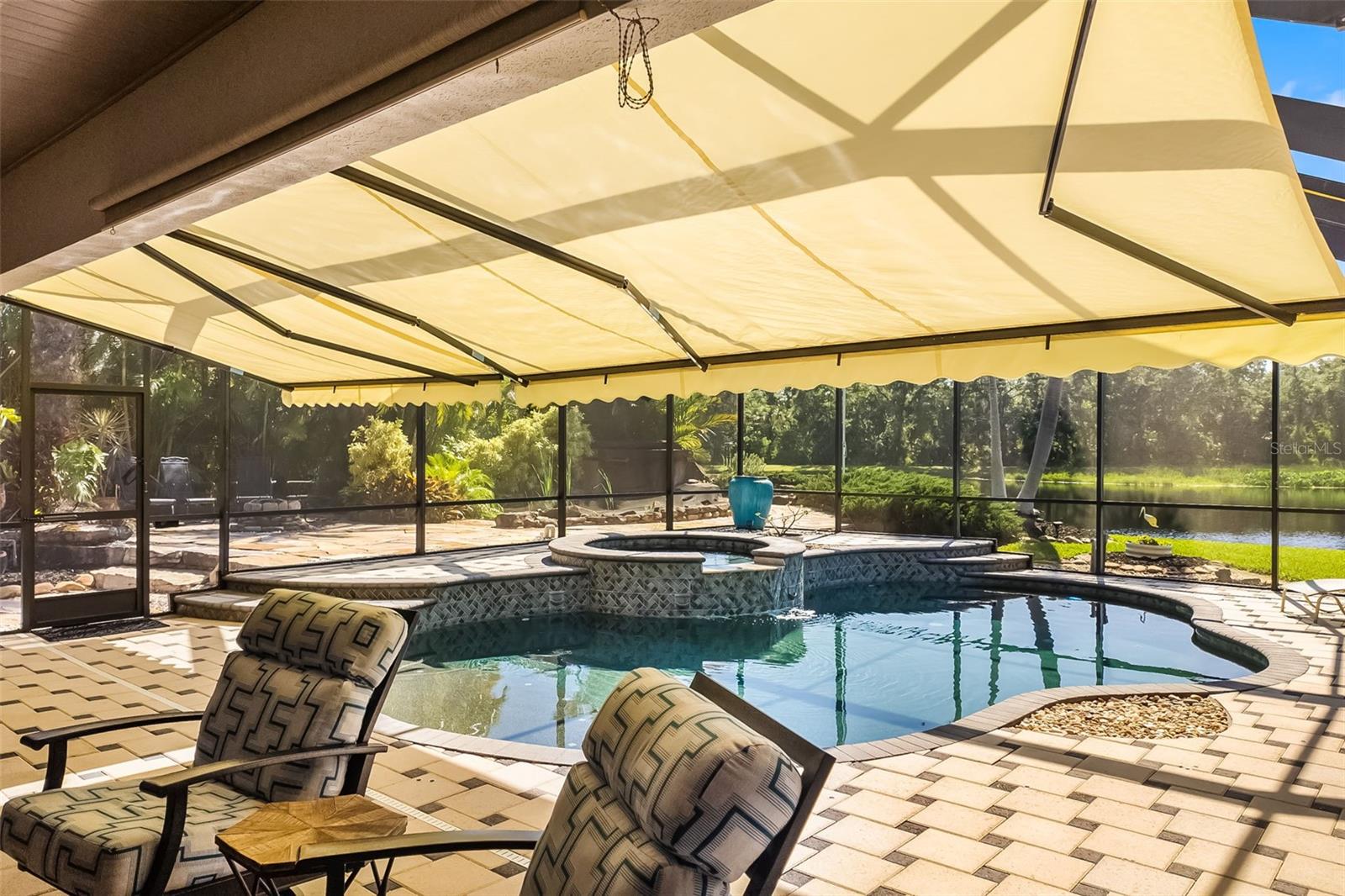 356 BLACKBIRD CT