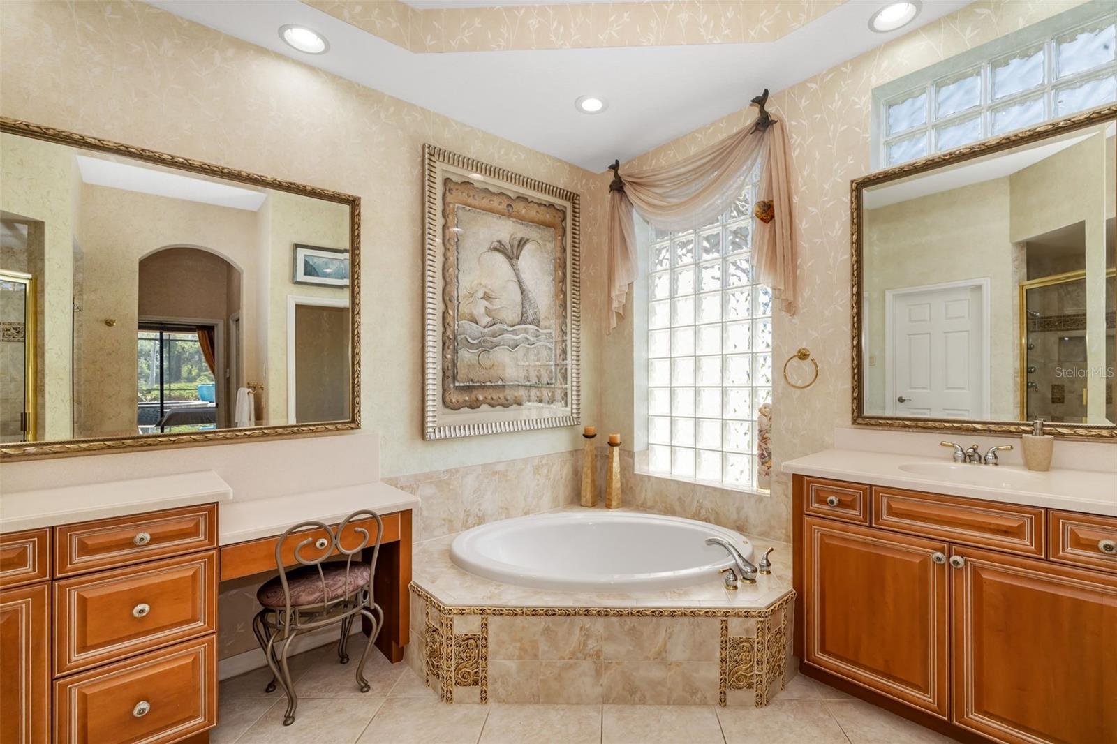 356 BLACKBIRD CT