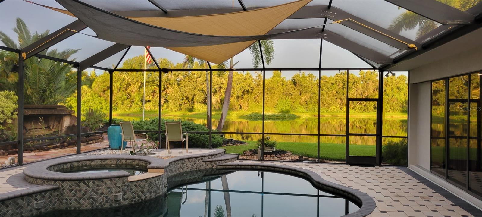 356 BLACKBIRD CT