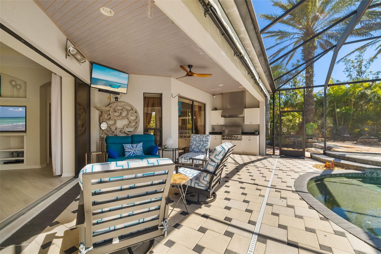 356 BLACKBIRD CT
