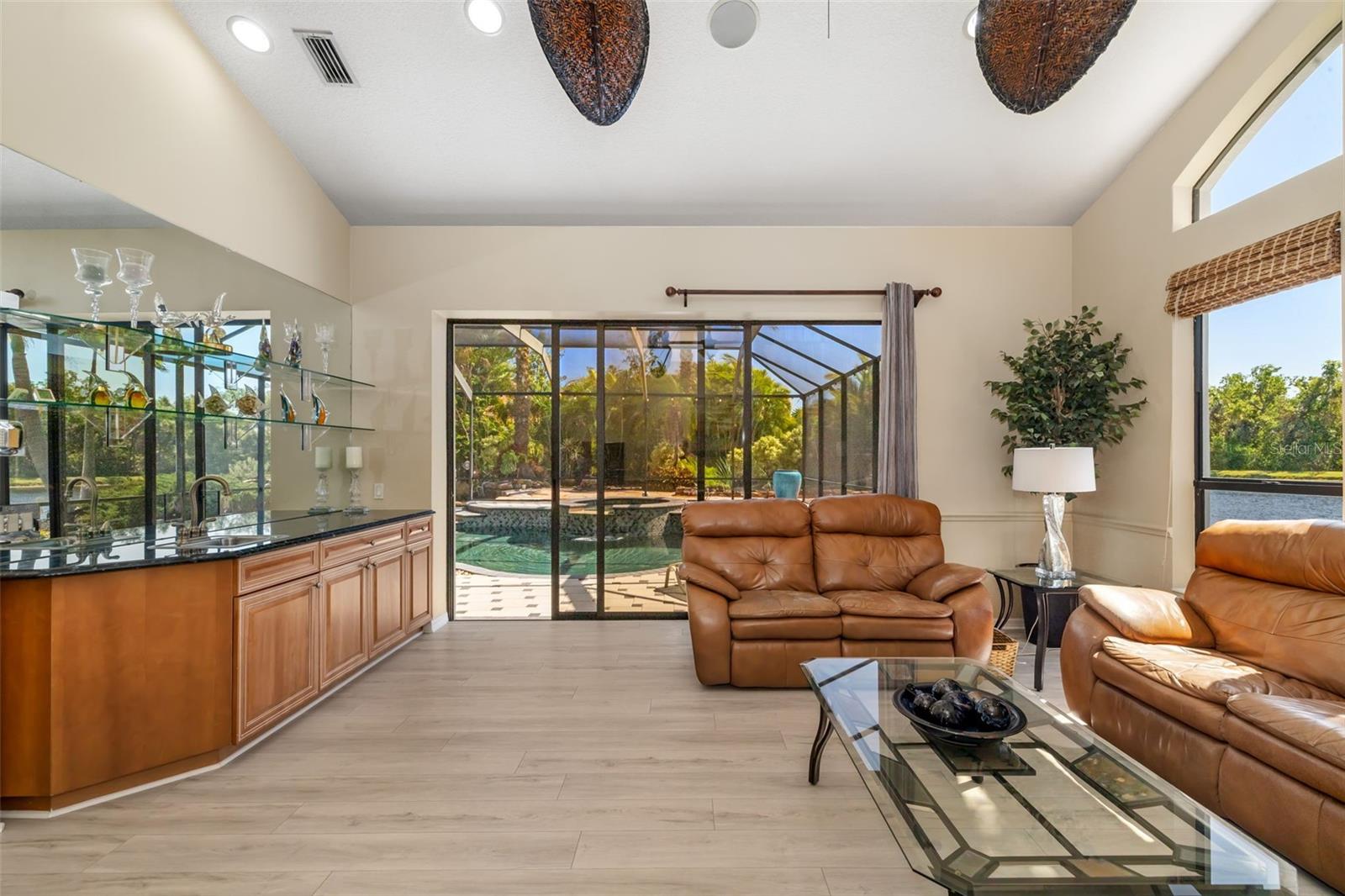356 BLACKBIRD CT