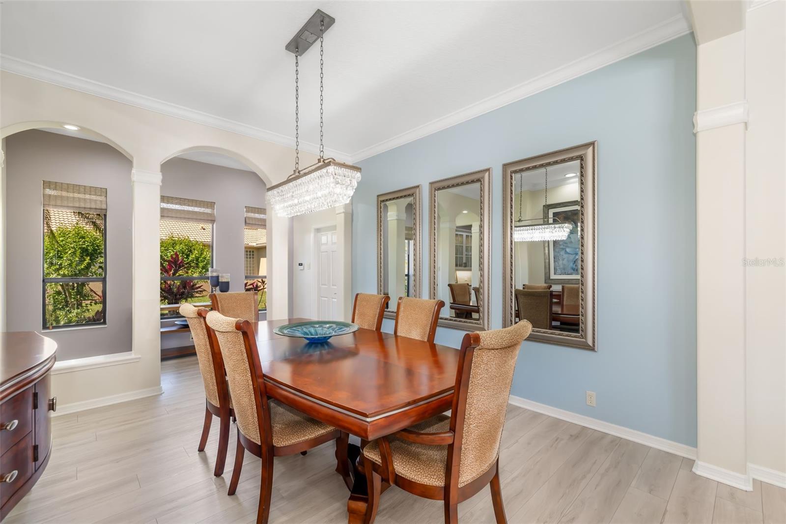 356 BLACKBIRD CT