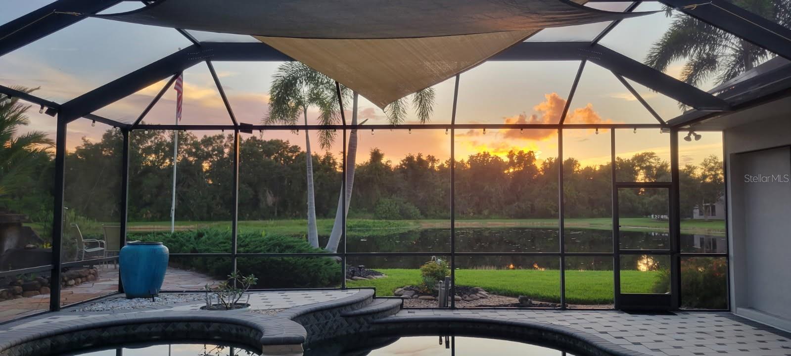 356 BLACKBIRD CT