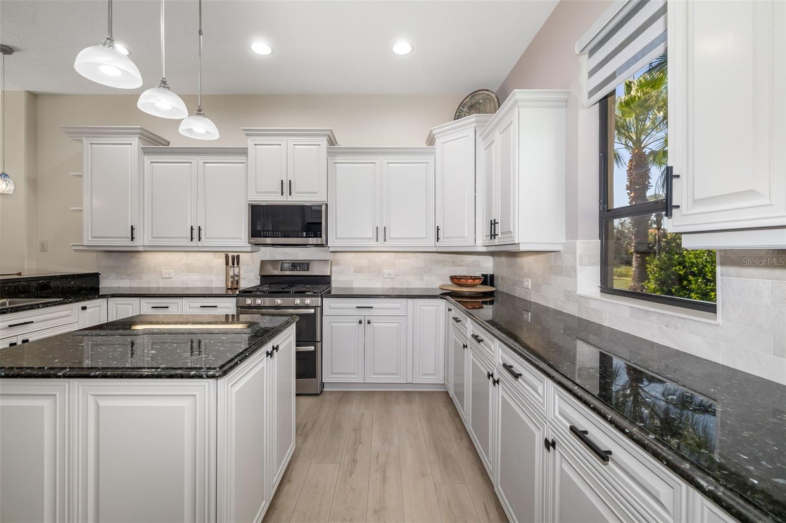 356 BLACKBIRD CT