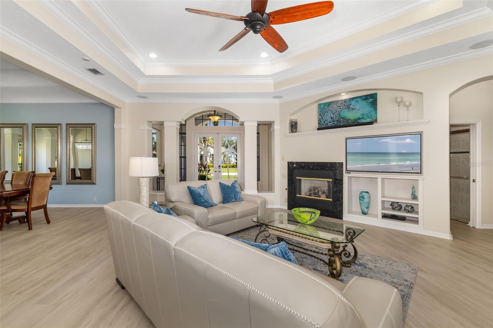 356 BLACKBIRD CT