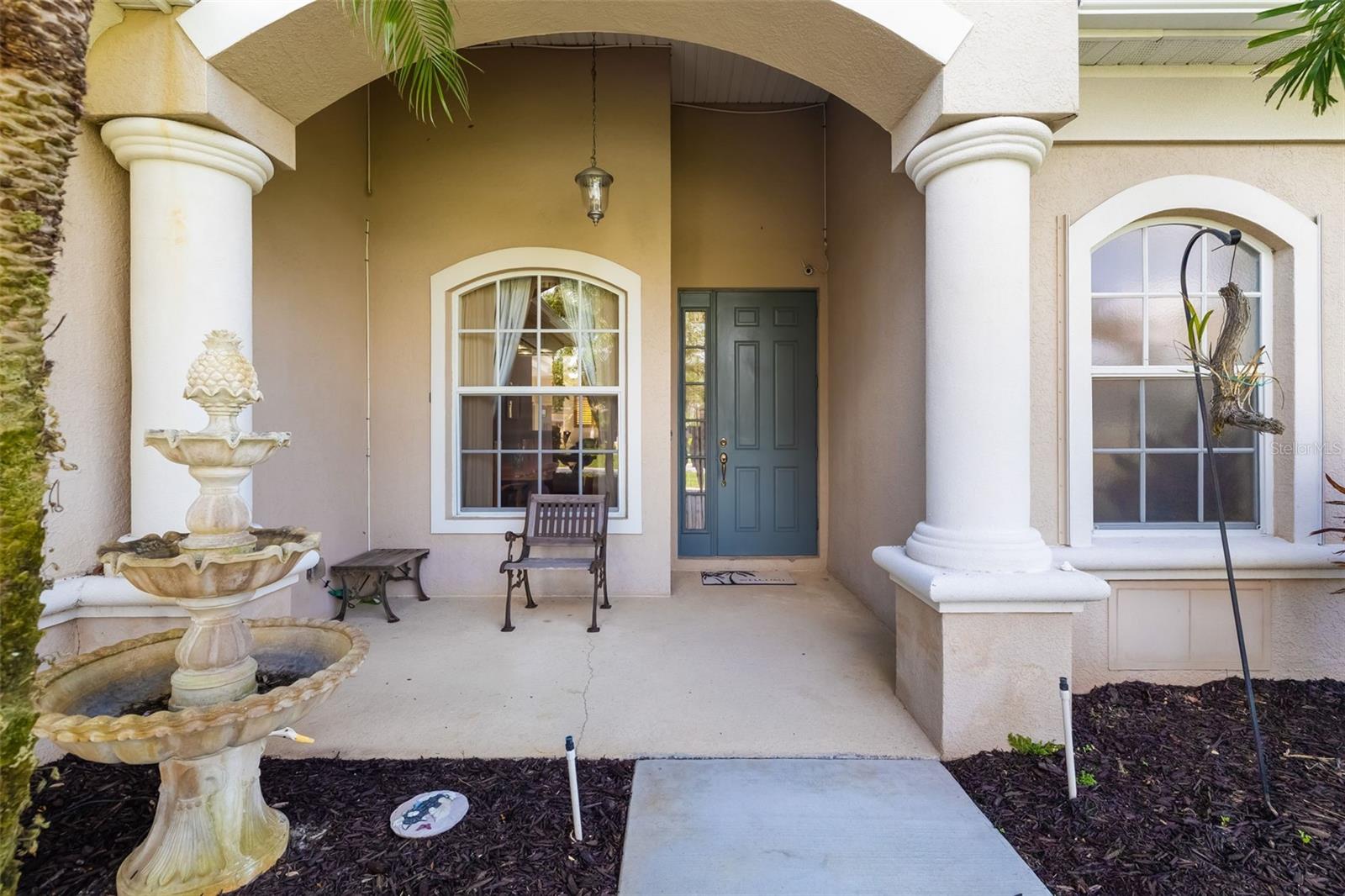224 DAHLIA CT
