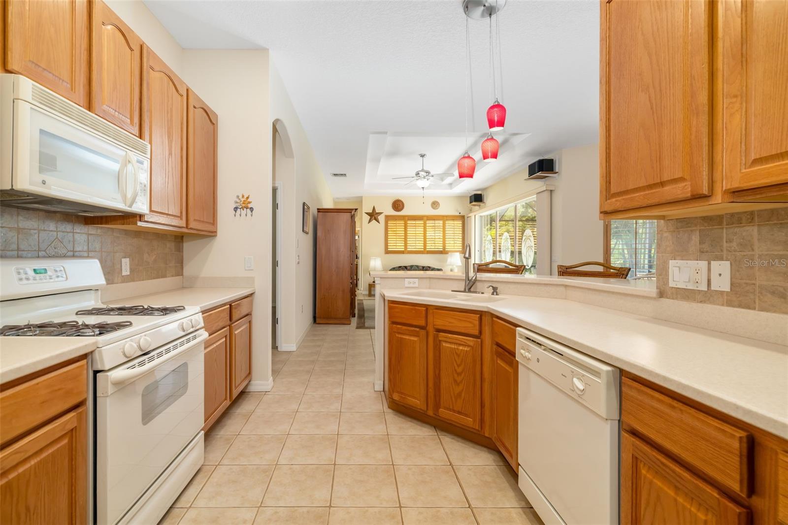224 DAHLIA CT