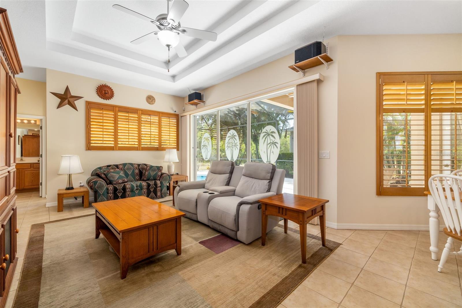 224 DAHLIA CT