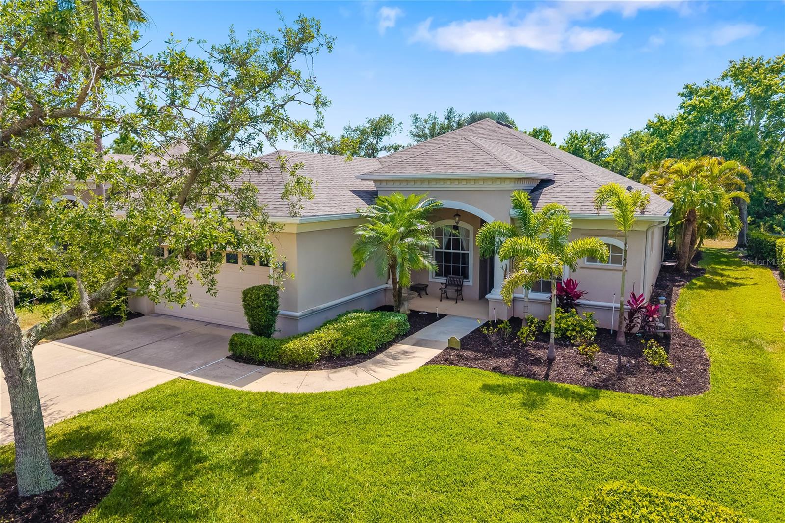 224 DAHLIA CT