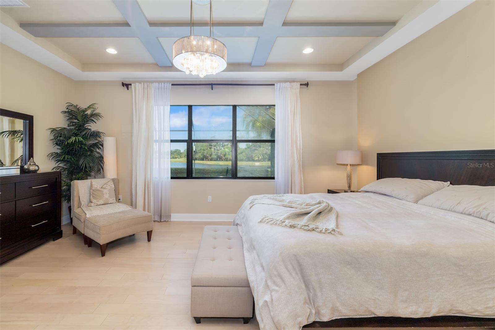 826 HONEYFLOWER LOOP