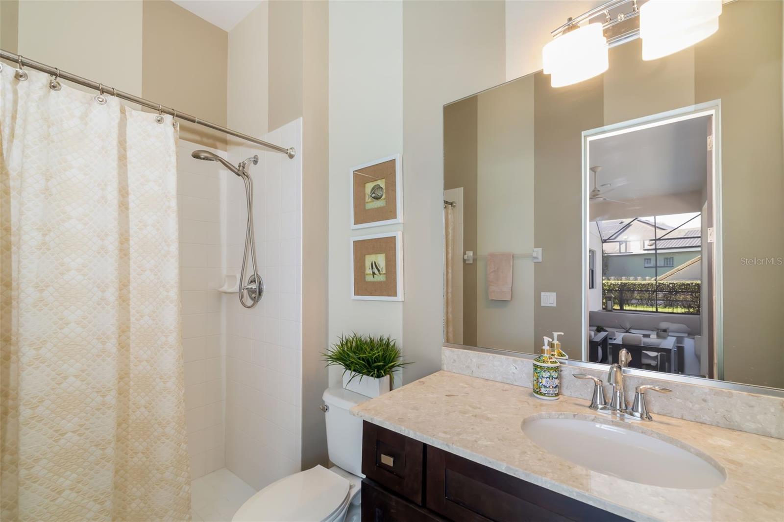 826 HONEYFLOWER LOOP