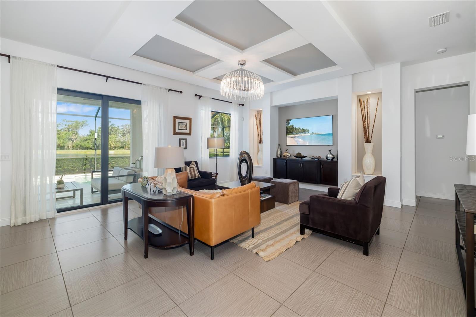 826 HONEYFLOWER LOOP