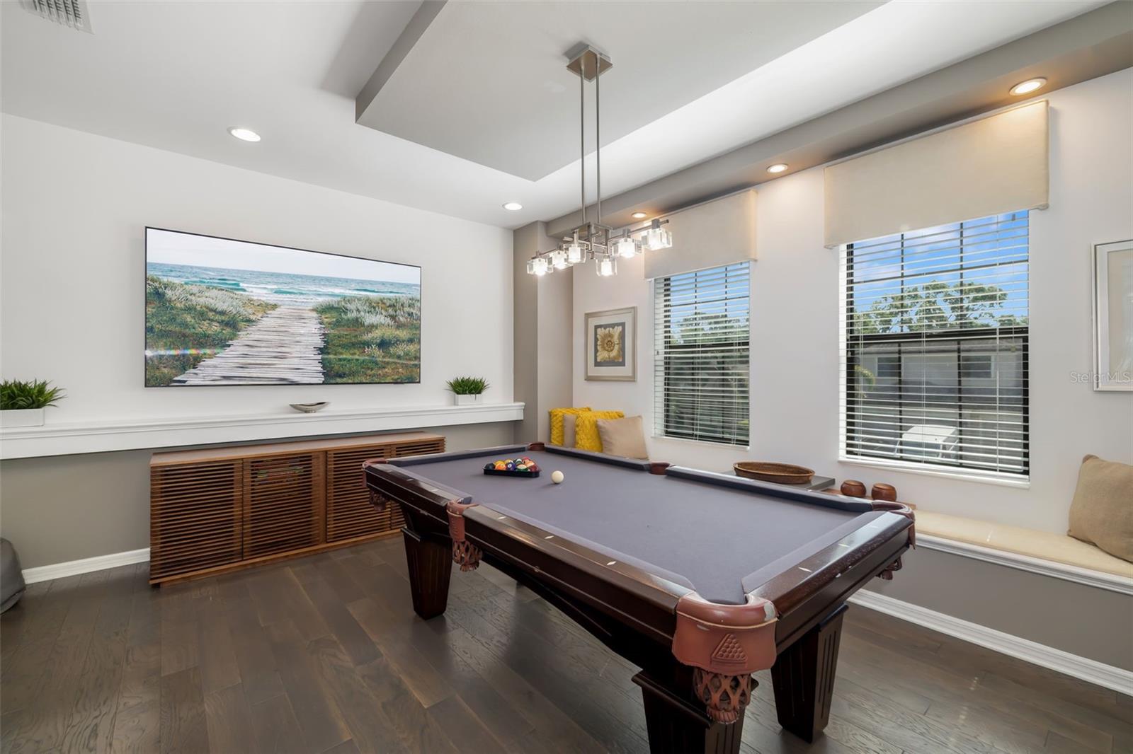 826 HONEYFLOWER LOOP