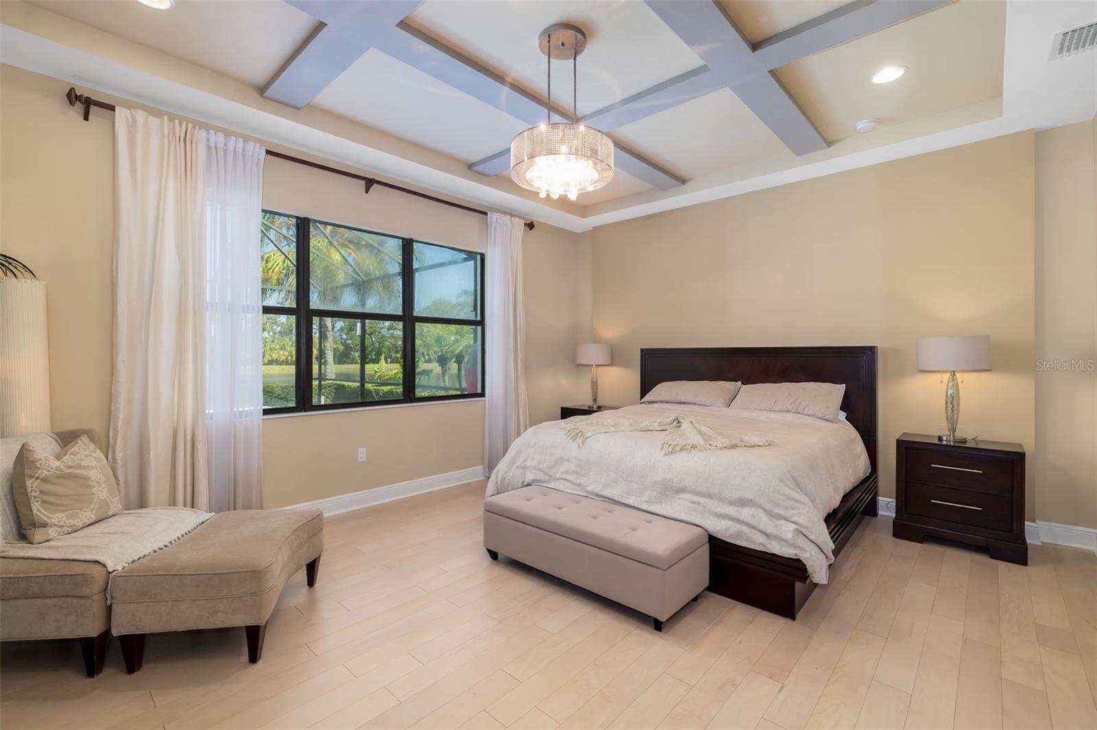 826 HONEYFLOWER LOOP