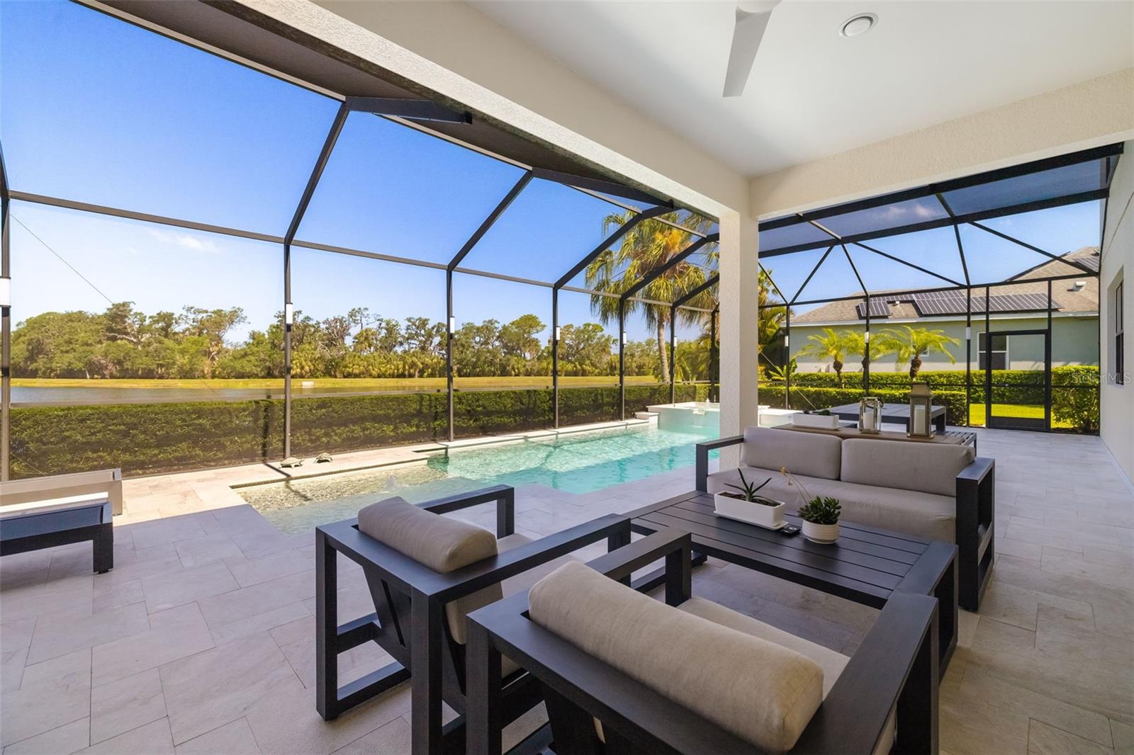 826 HONEYFLOWER LOOP