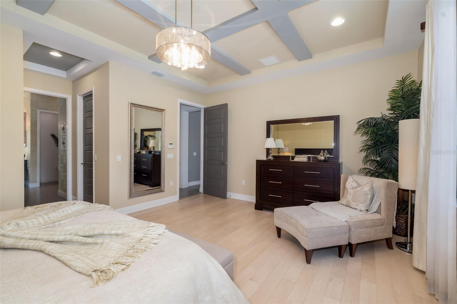 826 HONEYFLOWER LOOP