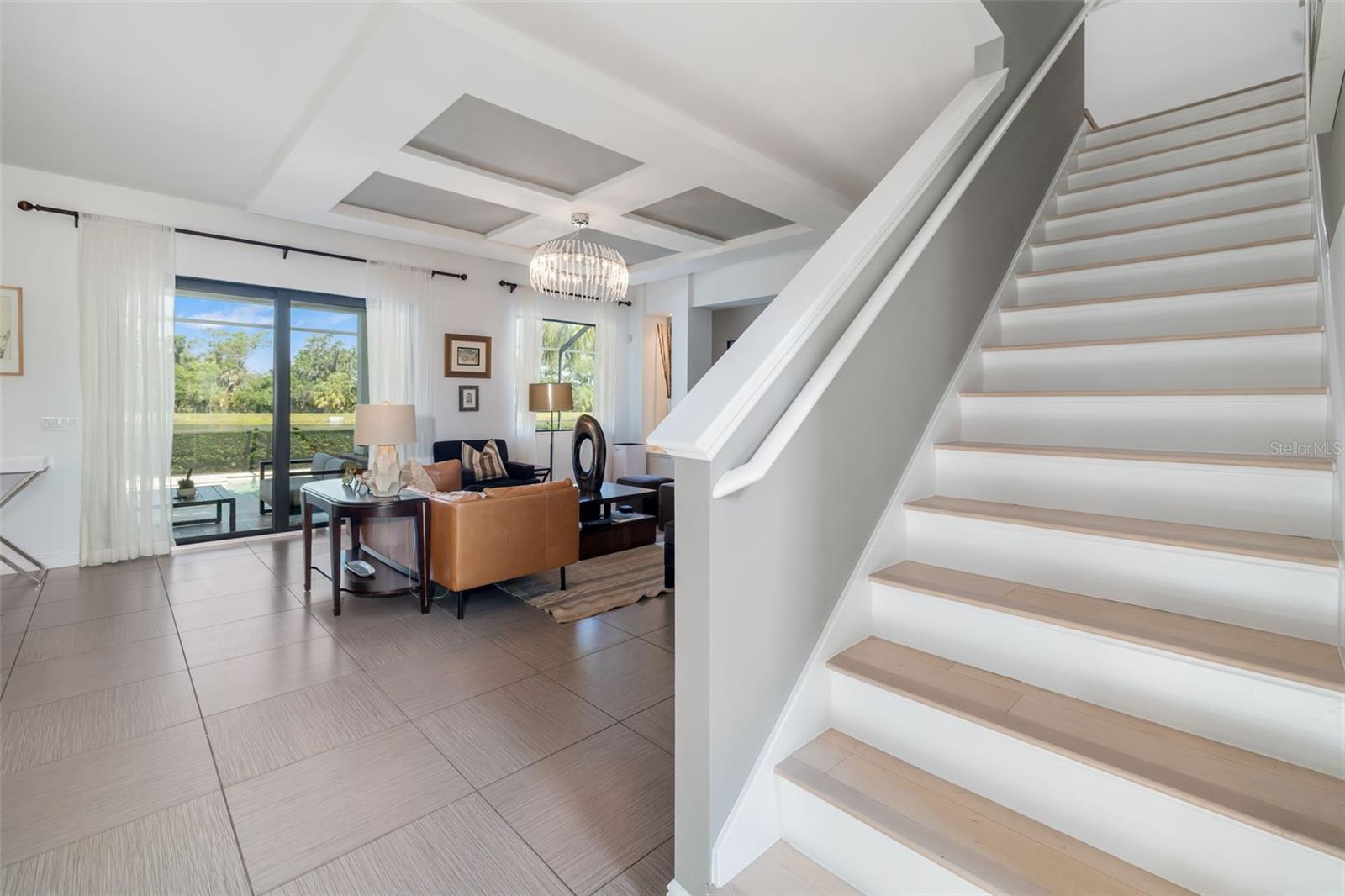 826 HONEYFLOWER LOOP