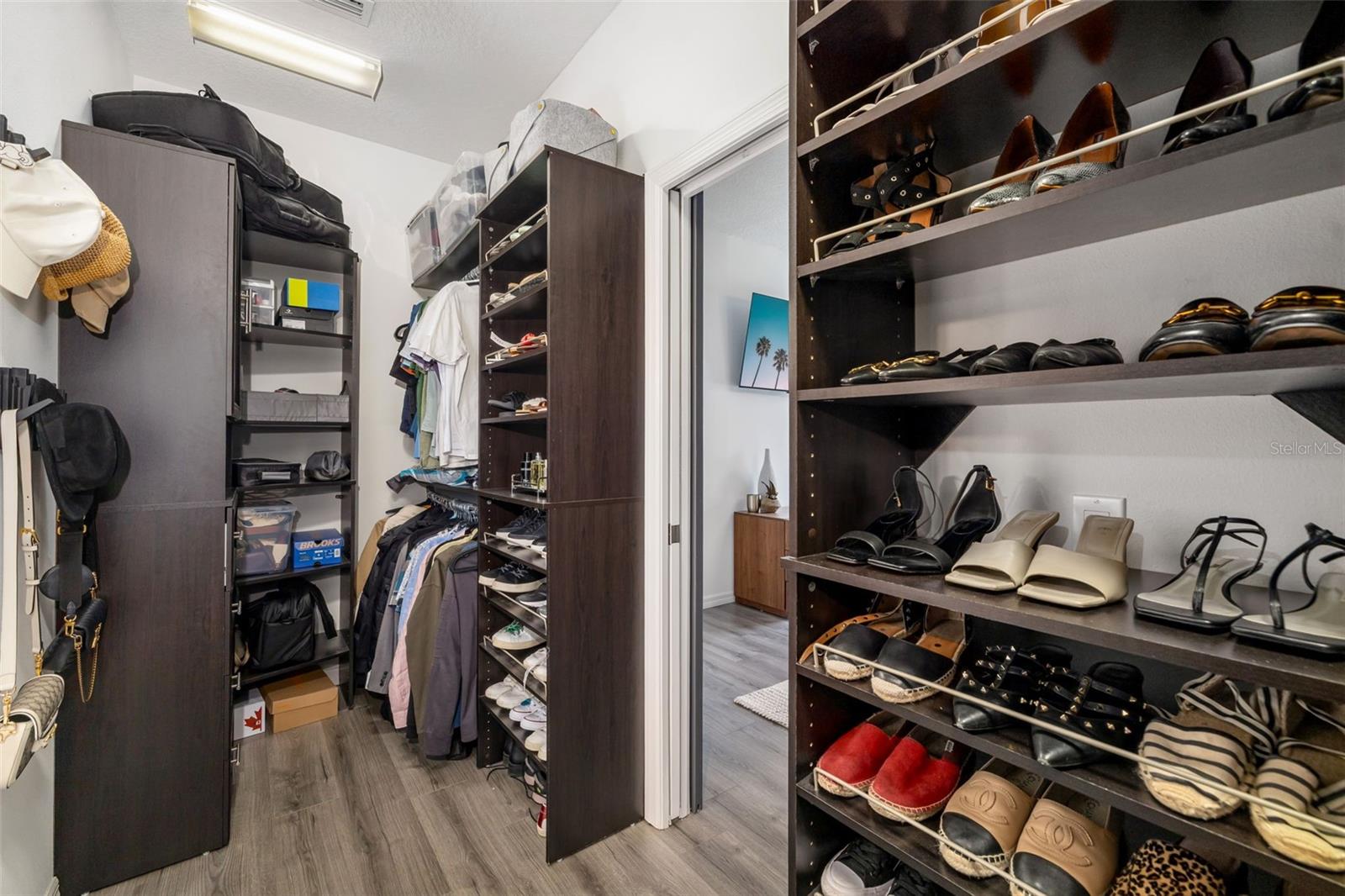 650 ROSEMARY CIR