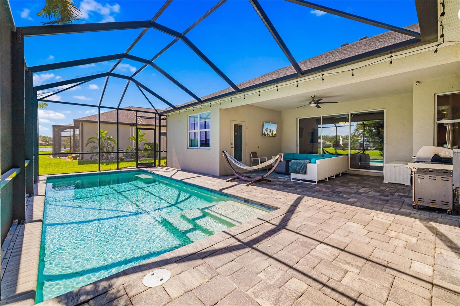 650 ROSEMARY CIR