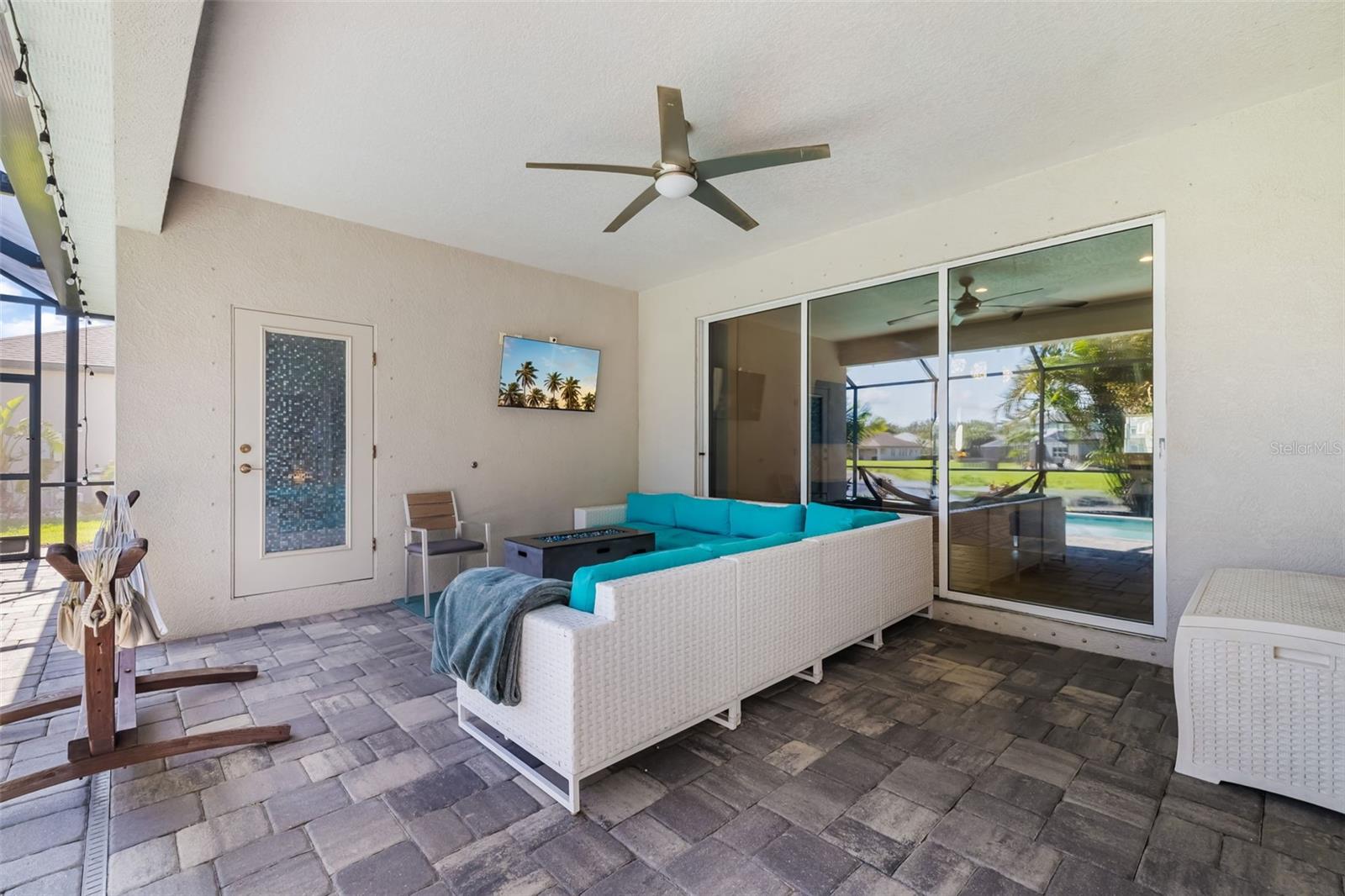 650 ROSEMARY CIR