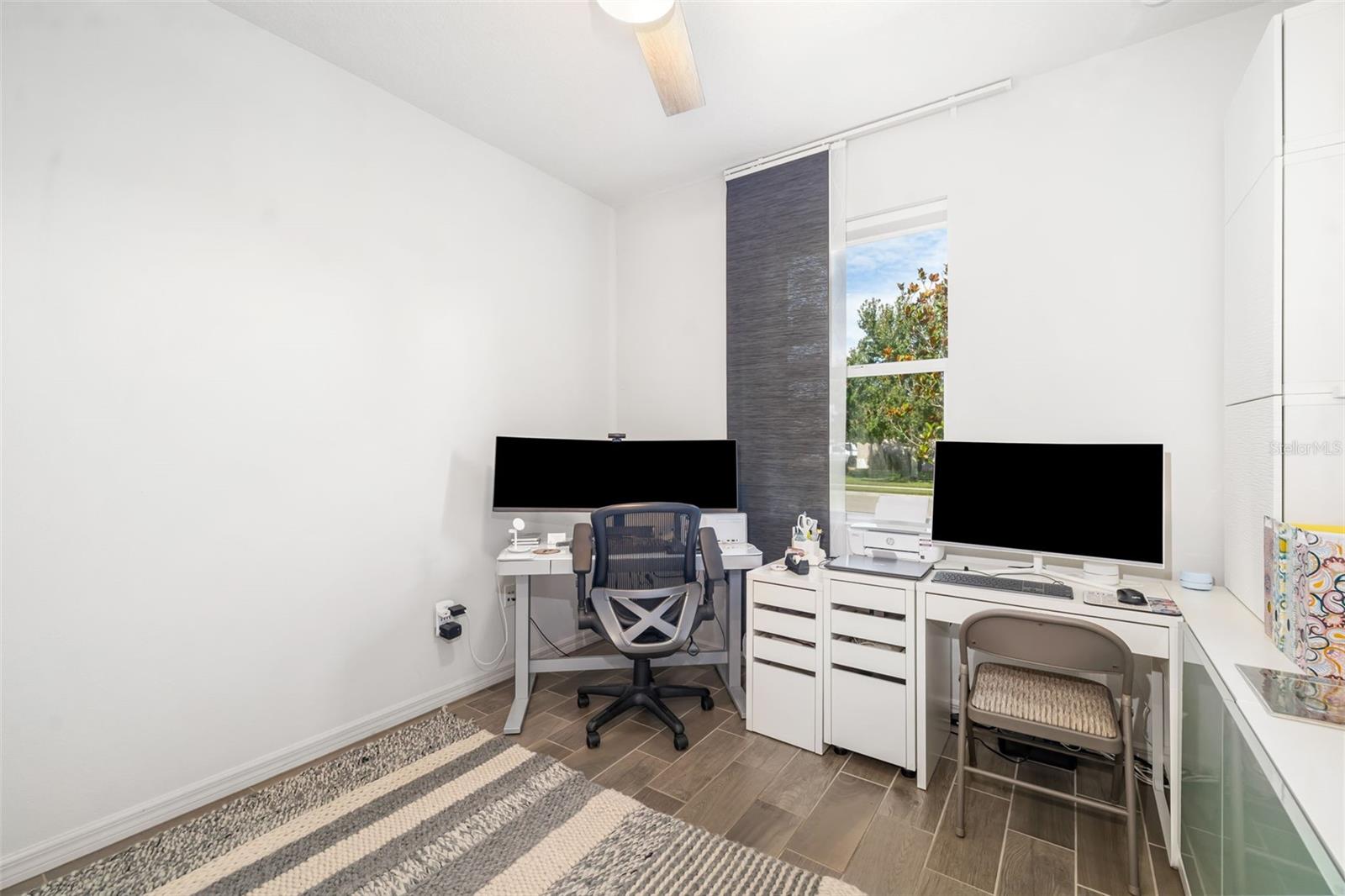 650 ROSEMARY CIR