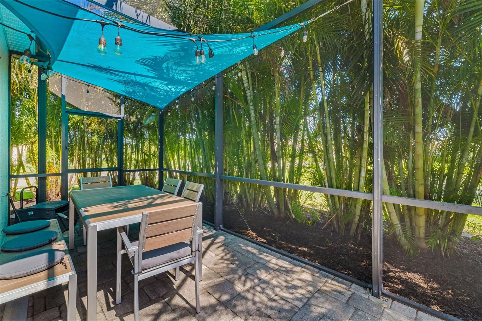 650 ROSEMARY CIR