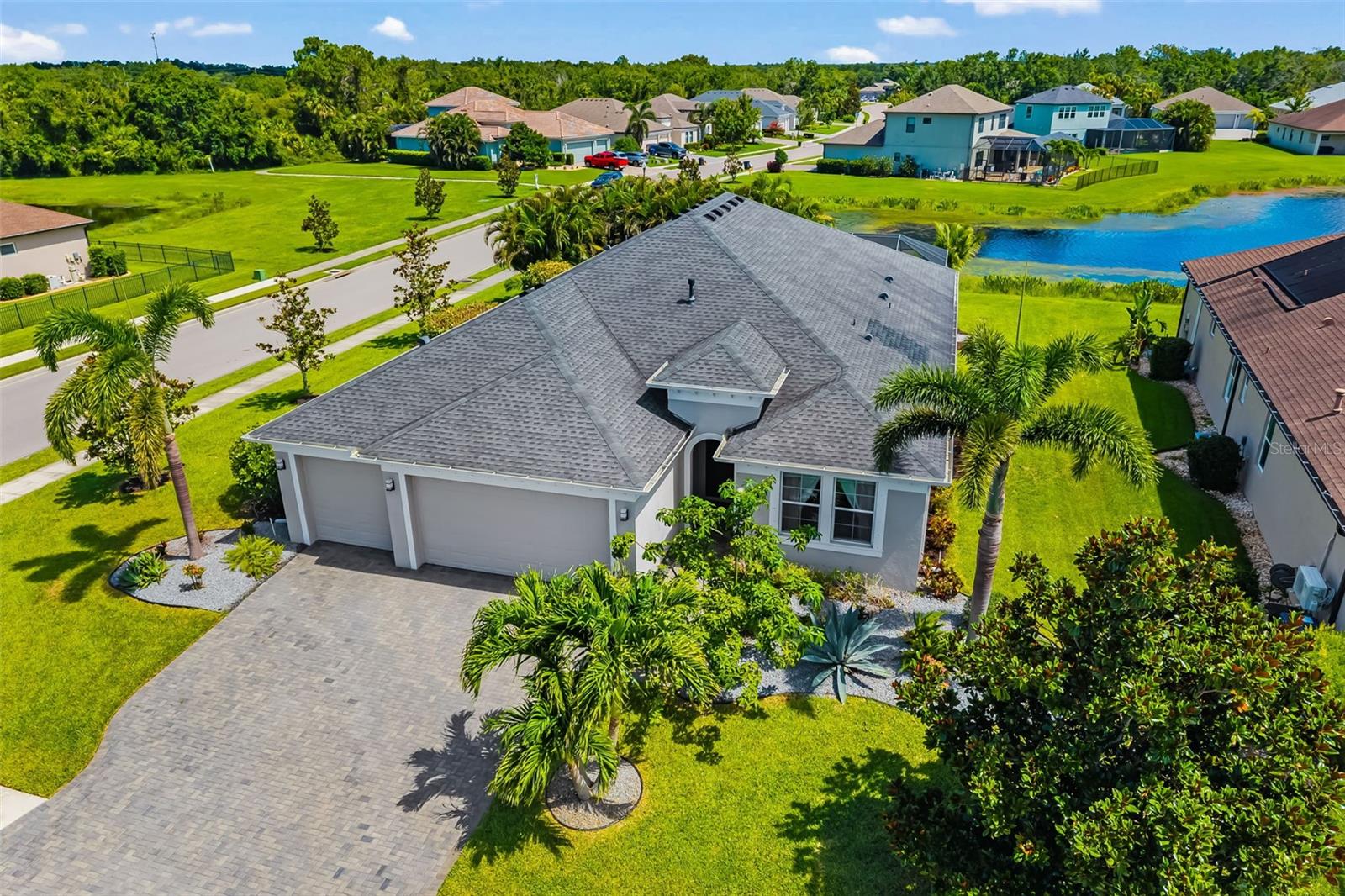 650 ROSEMARY CIR