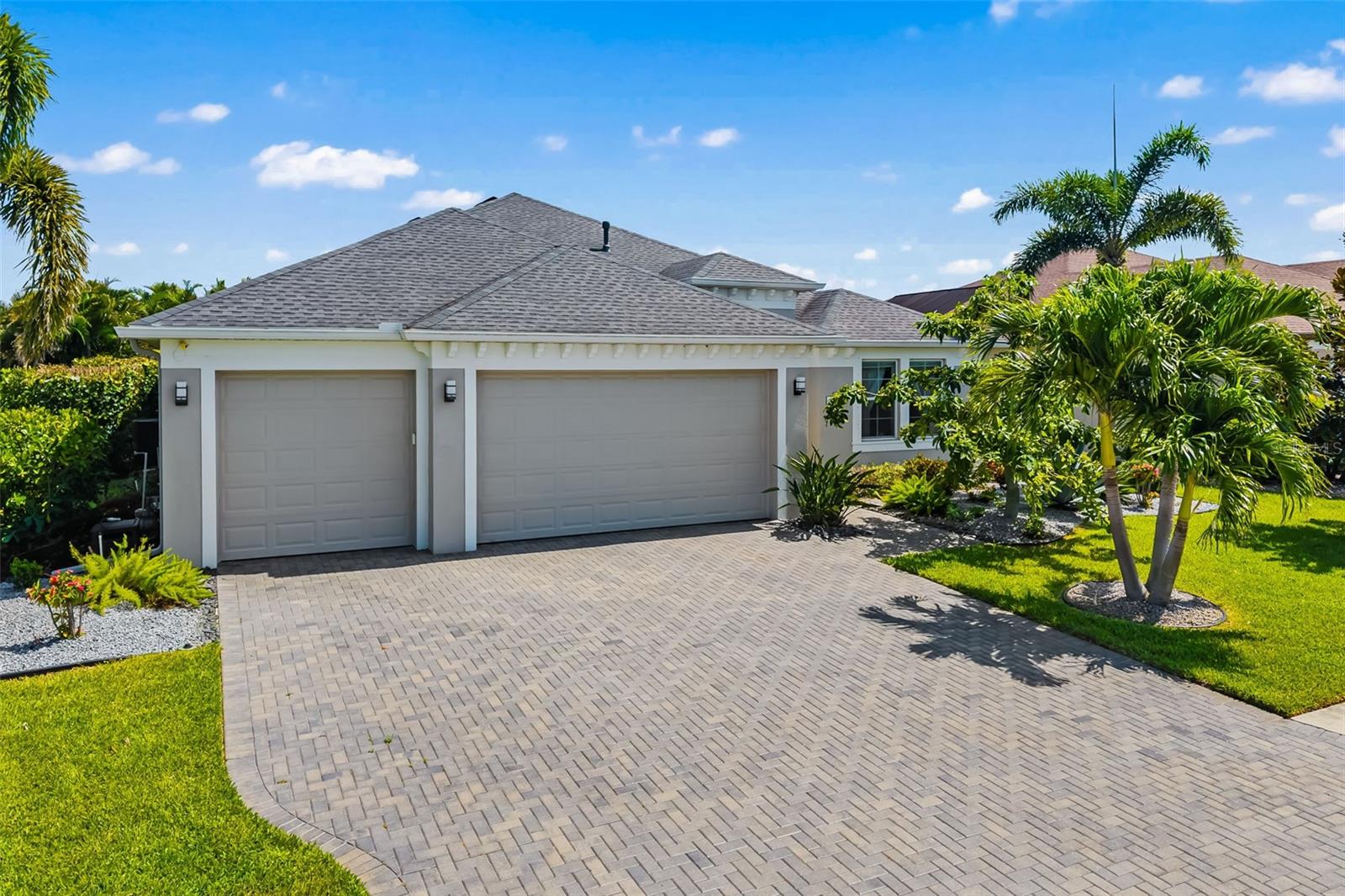 650 ROSEMARY CIR