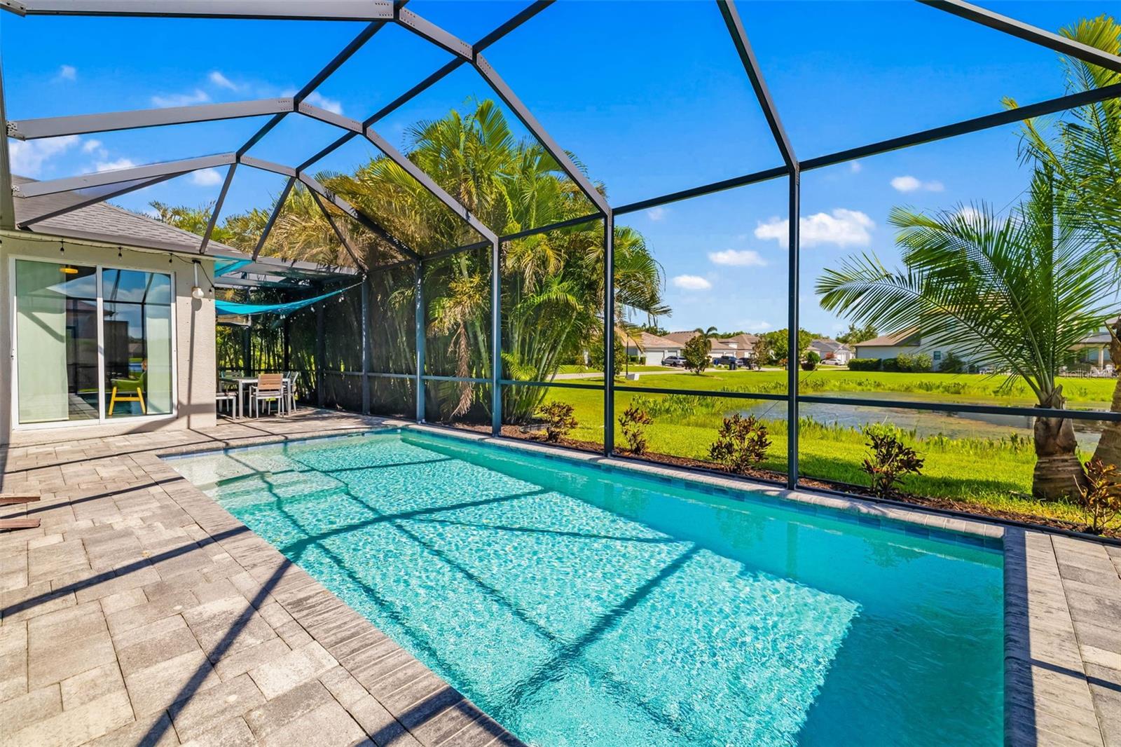 650 ROSEMARY CIR