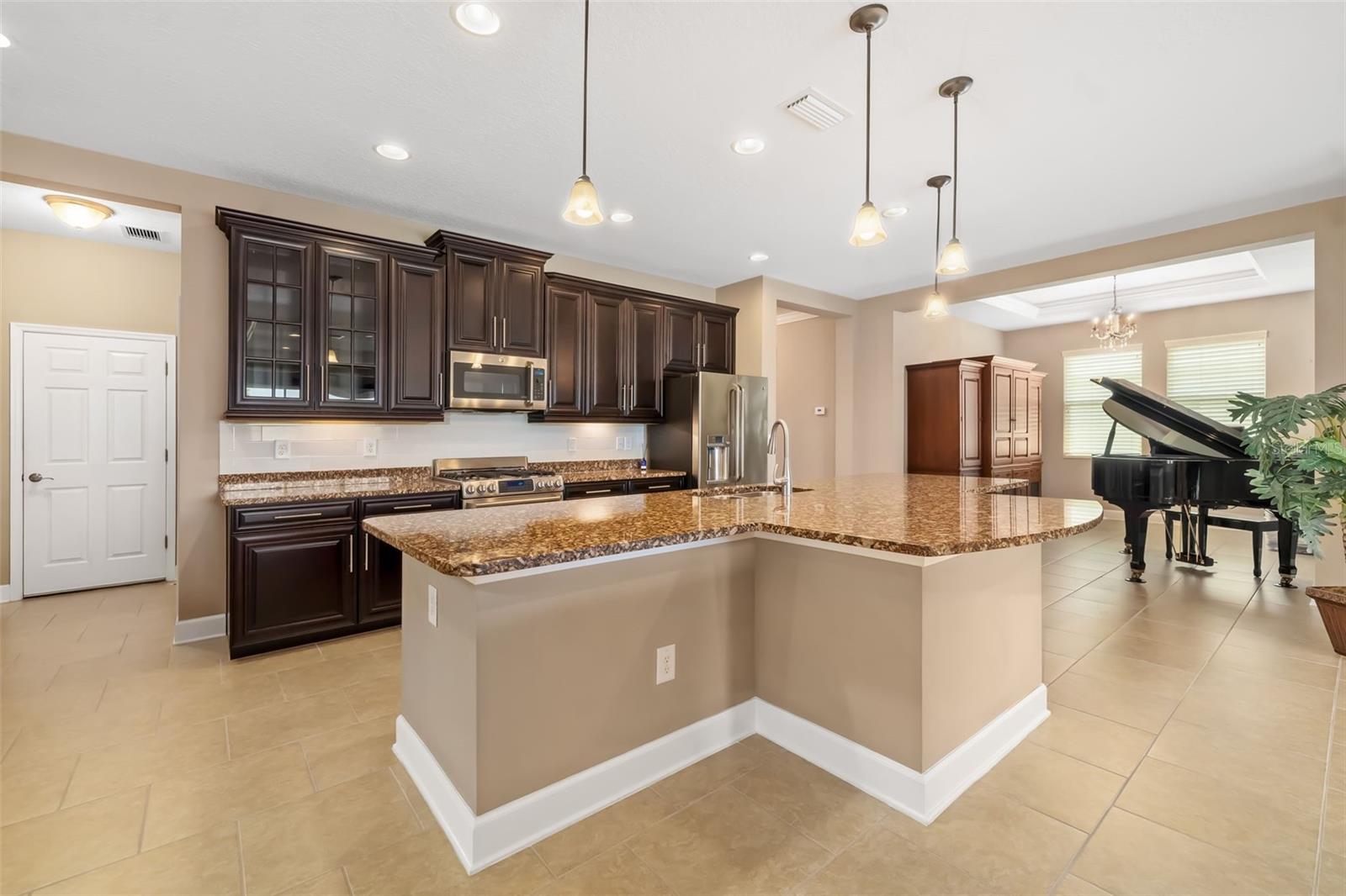 773 ROSEMARY CIR